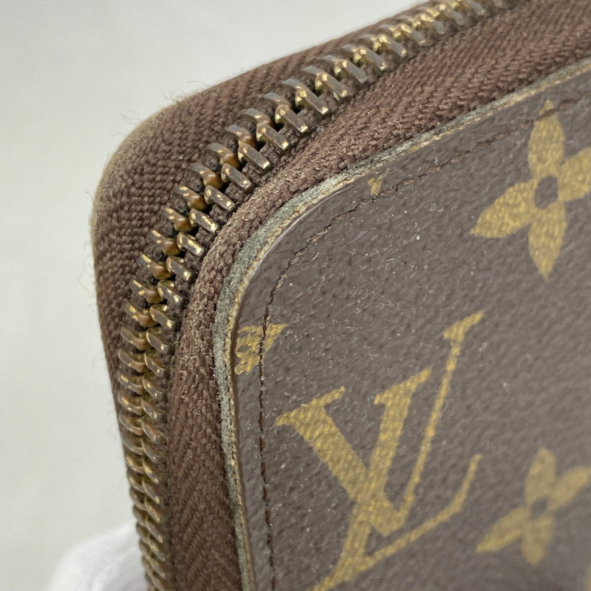 Louis Vuitton Brown Long Wallet (Bi-Fold) (Pre-Owned)