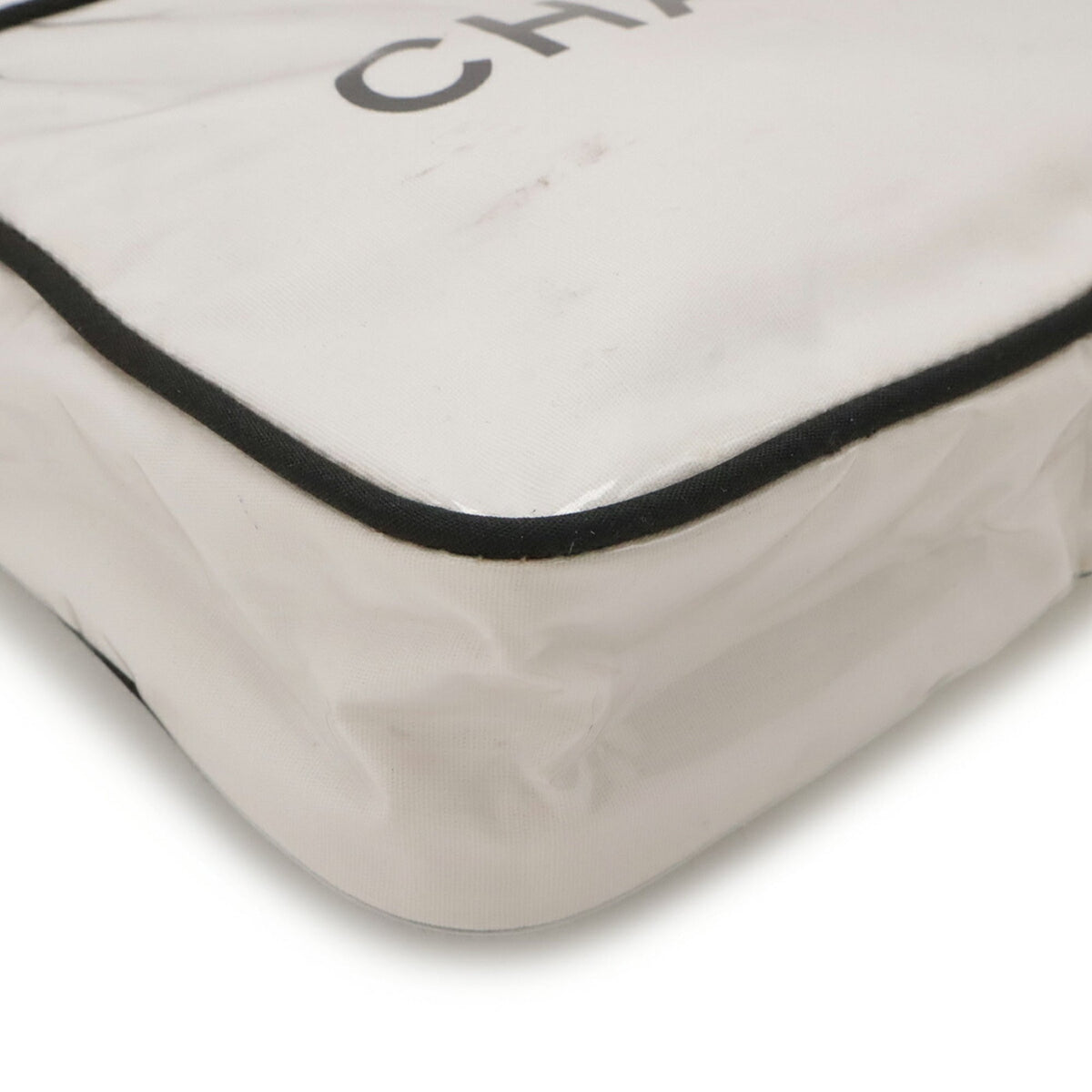 Chanel Black White Vinyl Pouch (Pre-Owned)