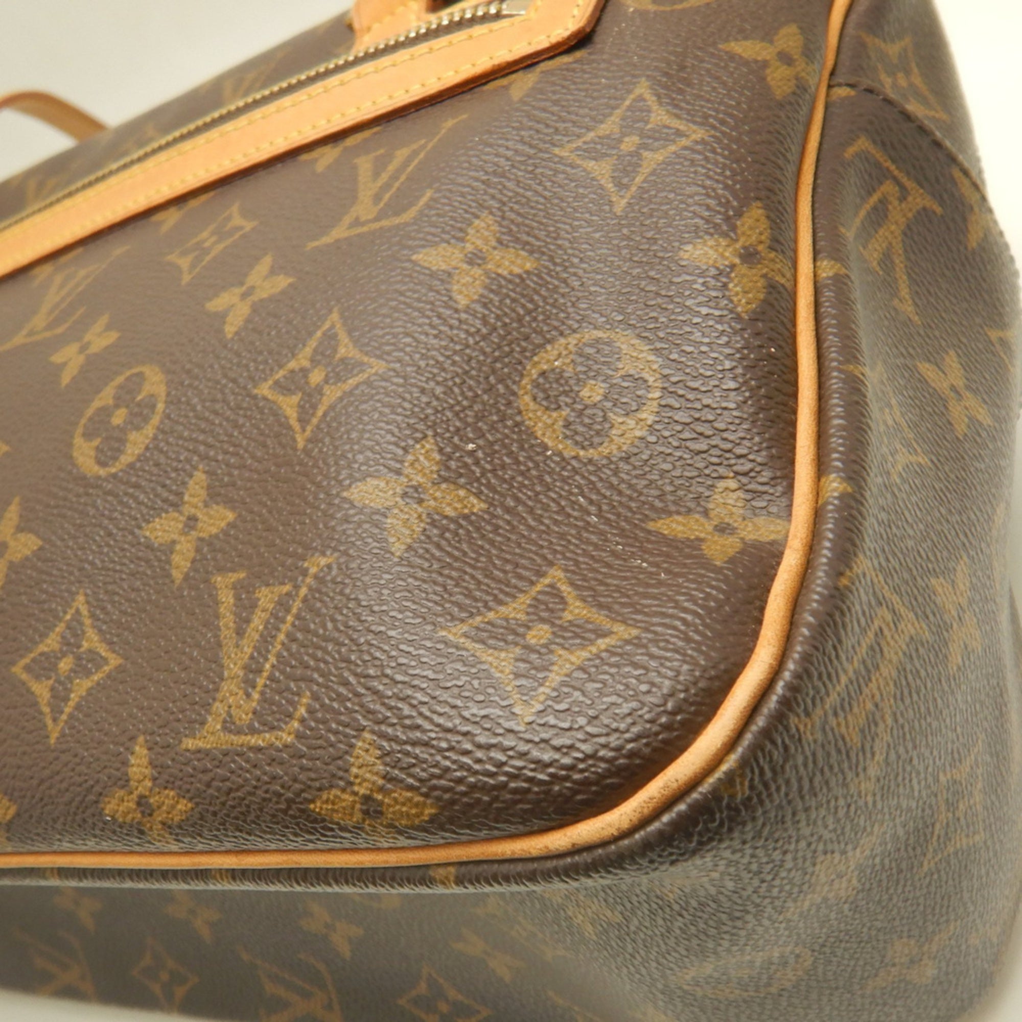Louis Vuitton Brown Monogram Monogram Canvas Shoulder Bag (Pre-Owned)
