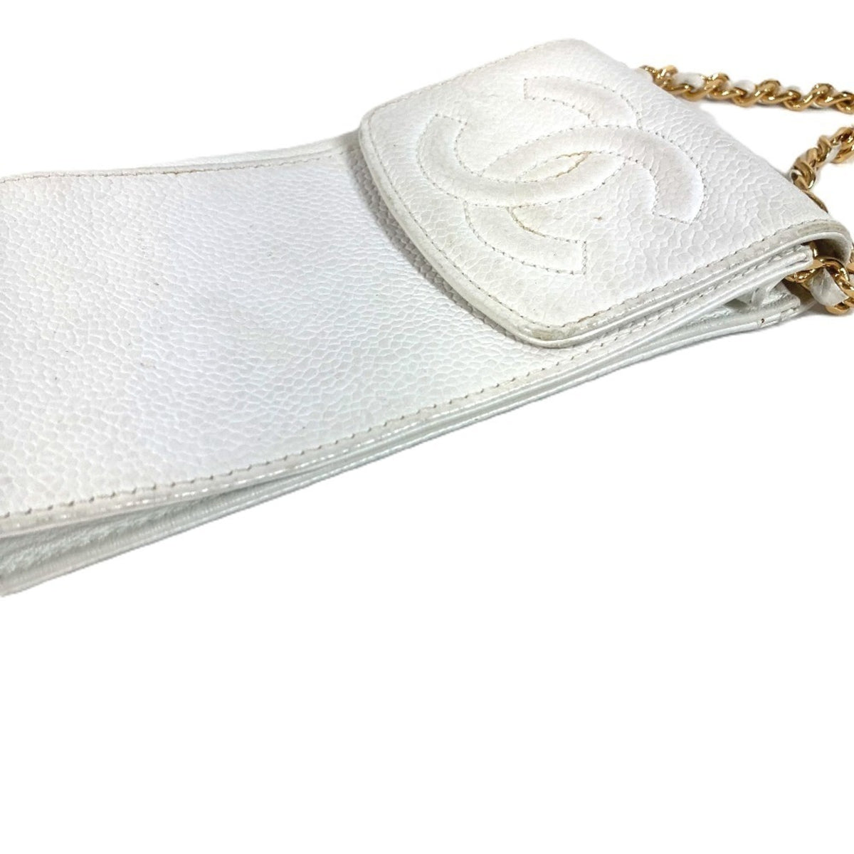 Chanel White Grained Calfskin Phone Wallet (Pre-Owned)