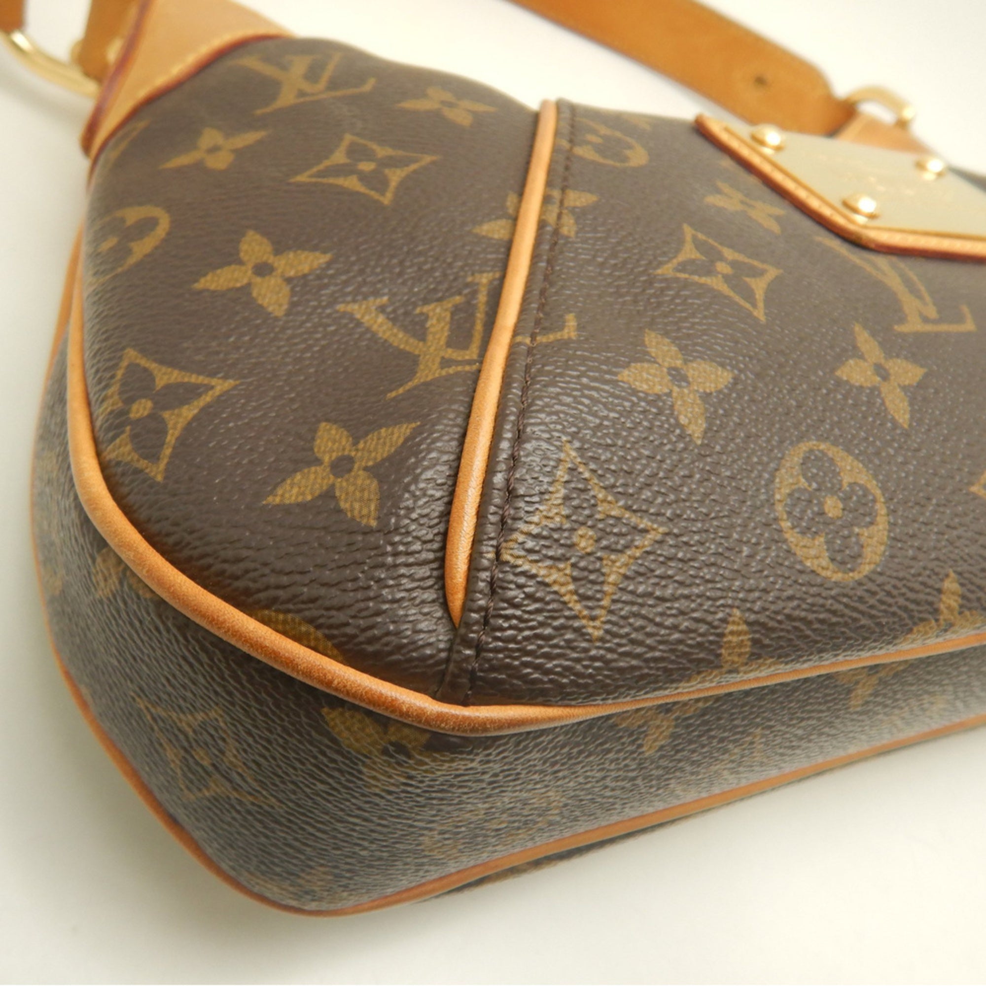 Louis Vuitton Brown Monogram Monogram Canvas Shoulder Bag (Pre-Owned)