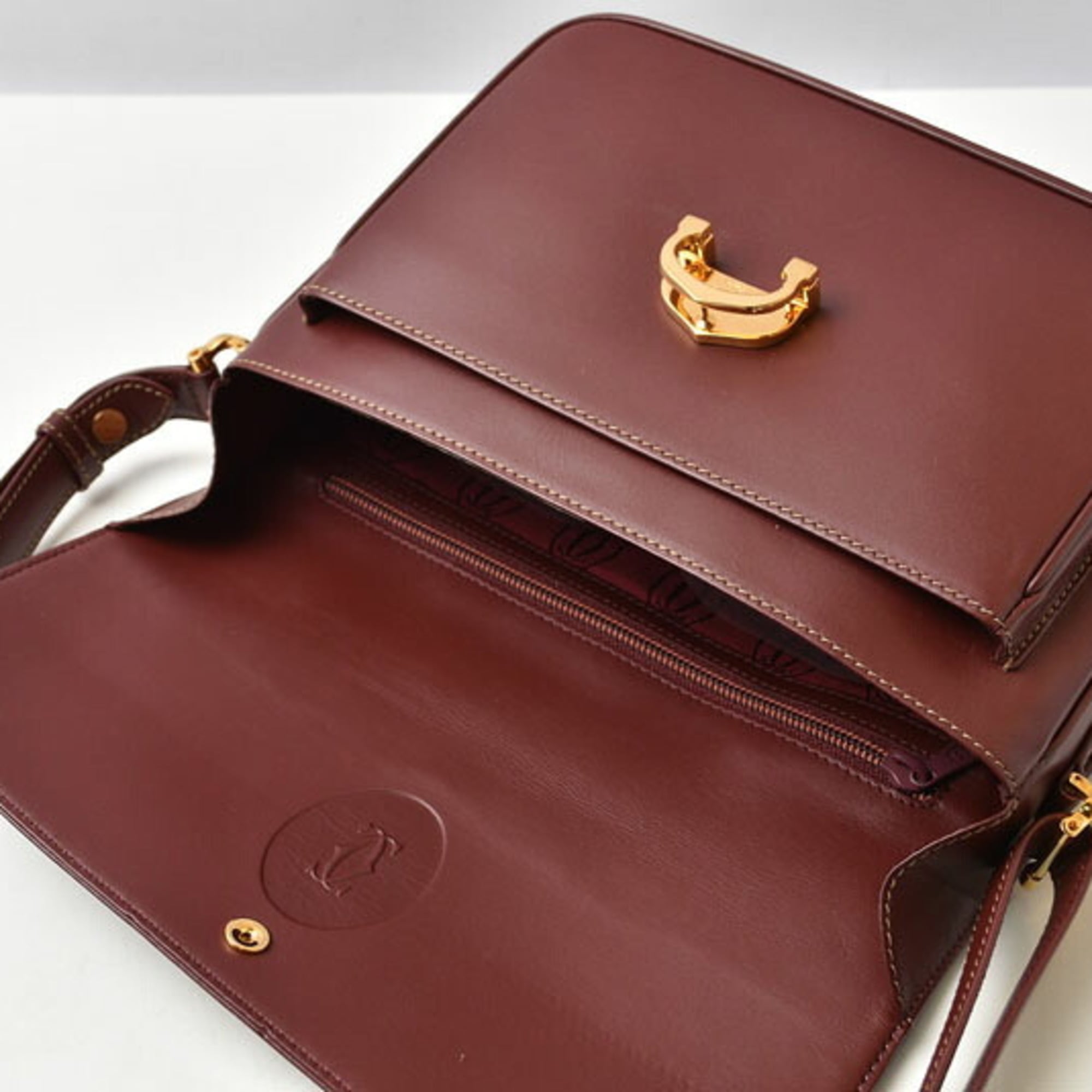 Cartier Bordeaux Leather Shoulder Bag (Pre-Owned)