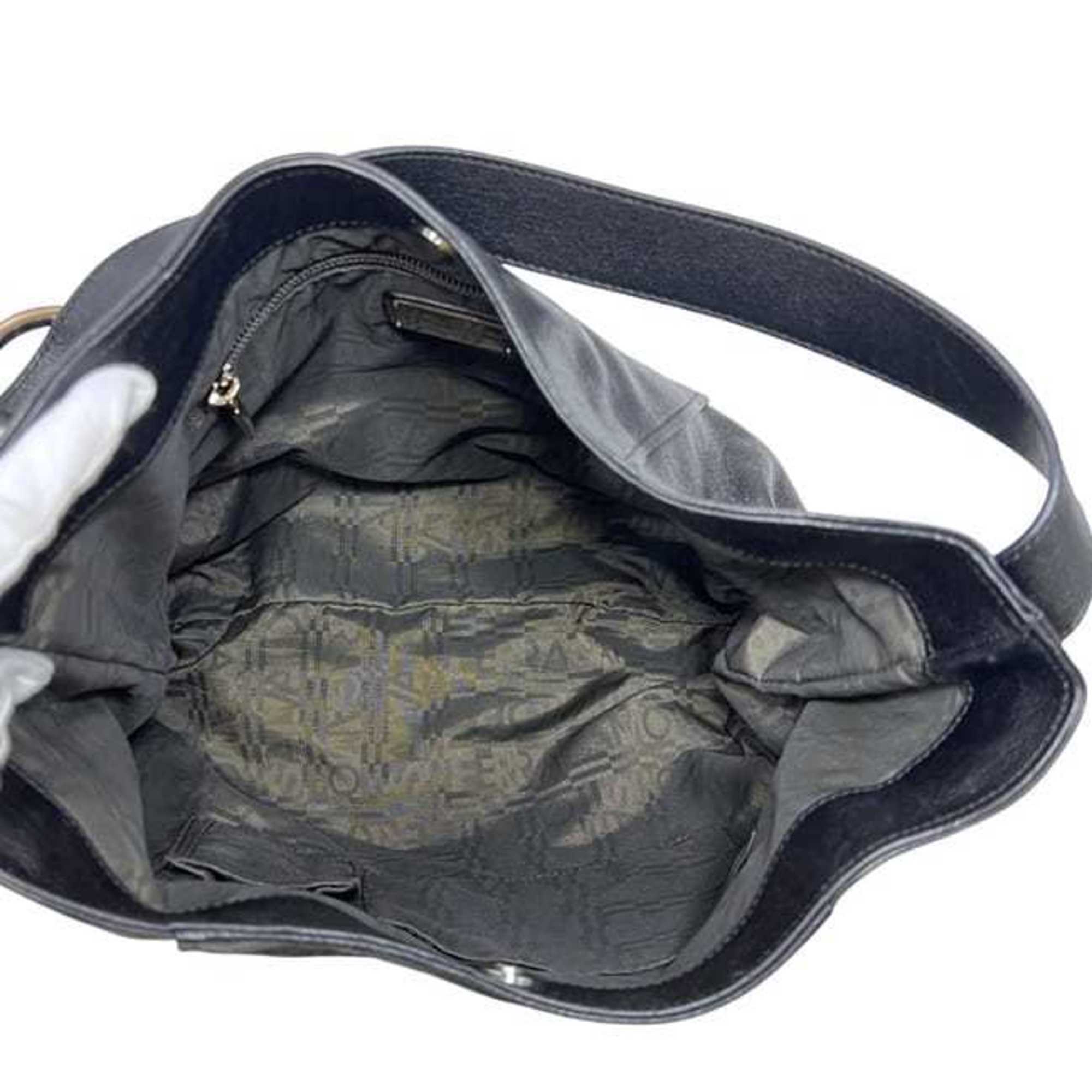 Salvatore Ferragamo Black Leather Shoulder Bag (Pre-Owned)