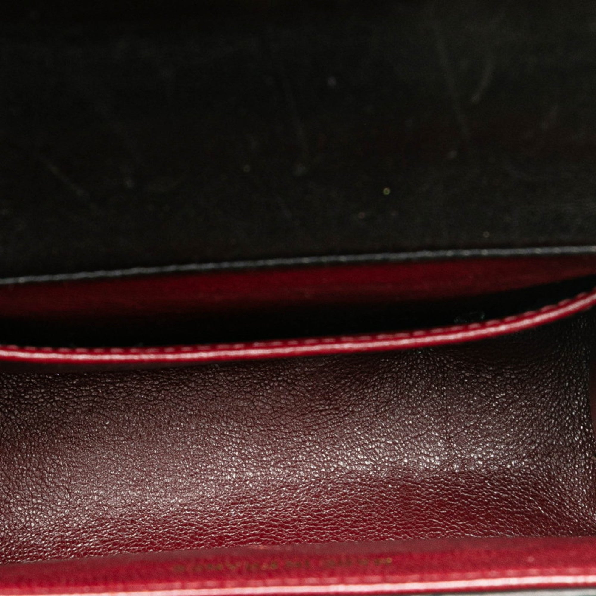 Chanel Black Leather Handbag (Pre-Owned)