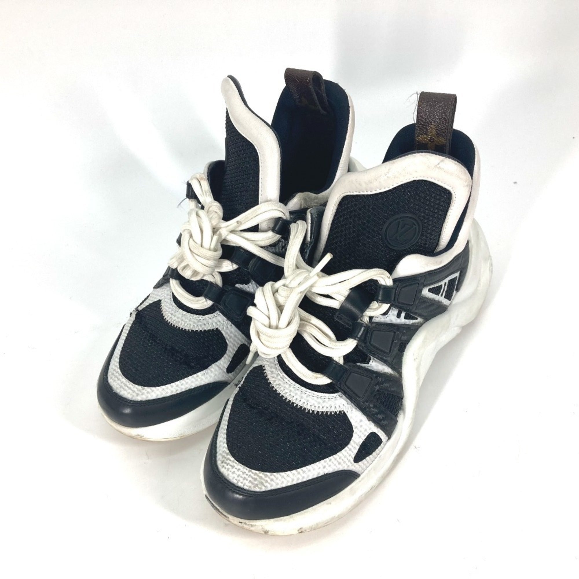 Louis Vuitton Black White Sneakers (Pre-Owned)
