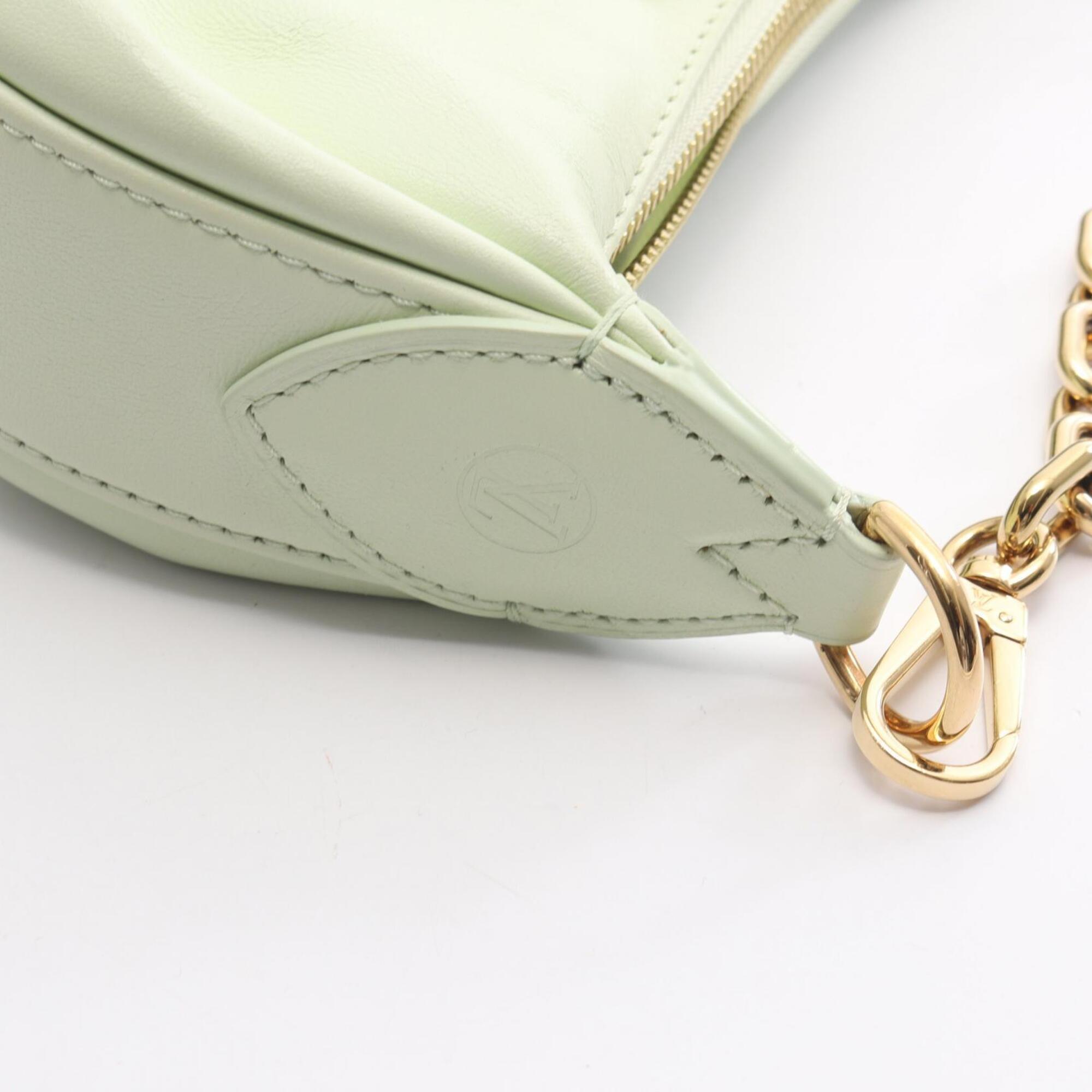 Louis Vuitton Green Leather Handbag (Pre-Owned)