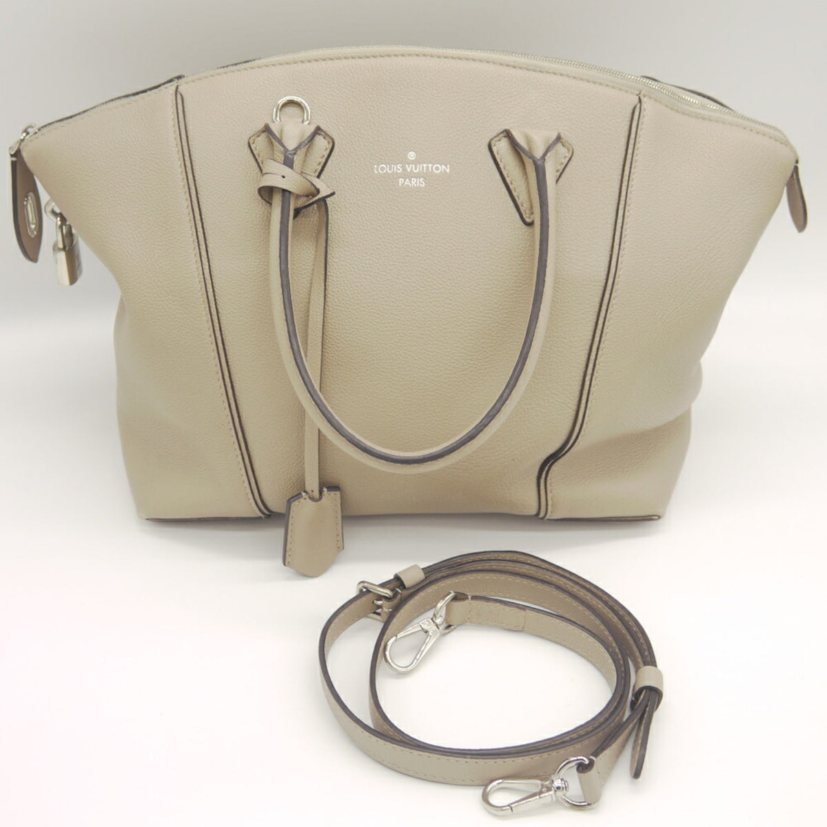Louis Vuitton Gray Veau Cachemire Leather Handbag Shoulder Bag (Pre-Owned)