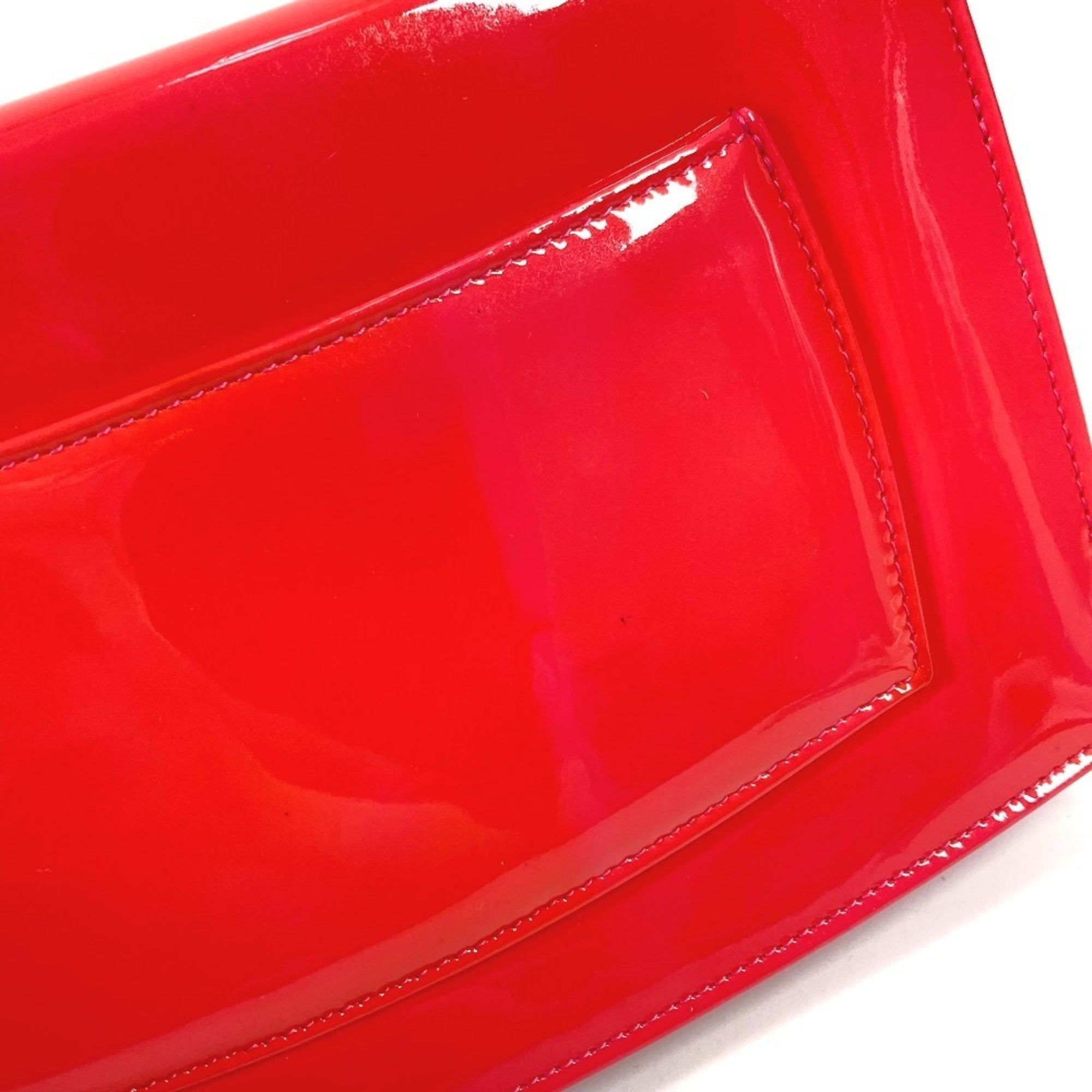 Chanel Pink Patent Leather Chain/Shoulder Wallet (Pre-Owned)