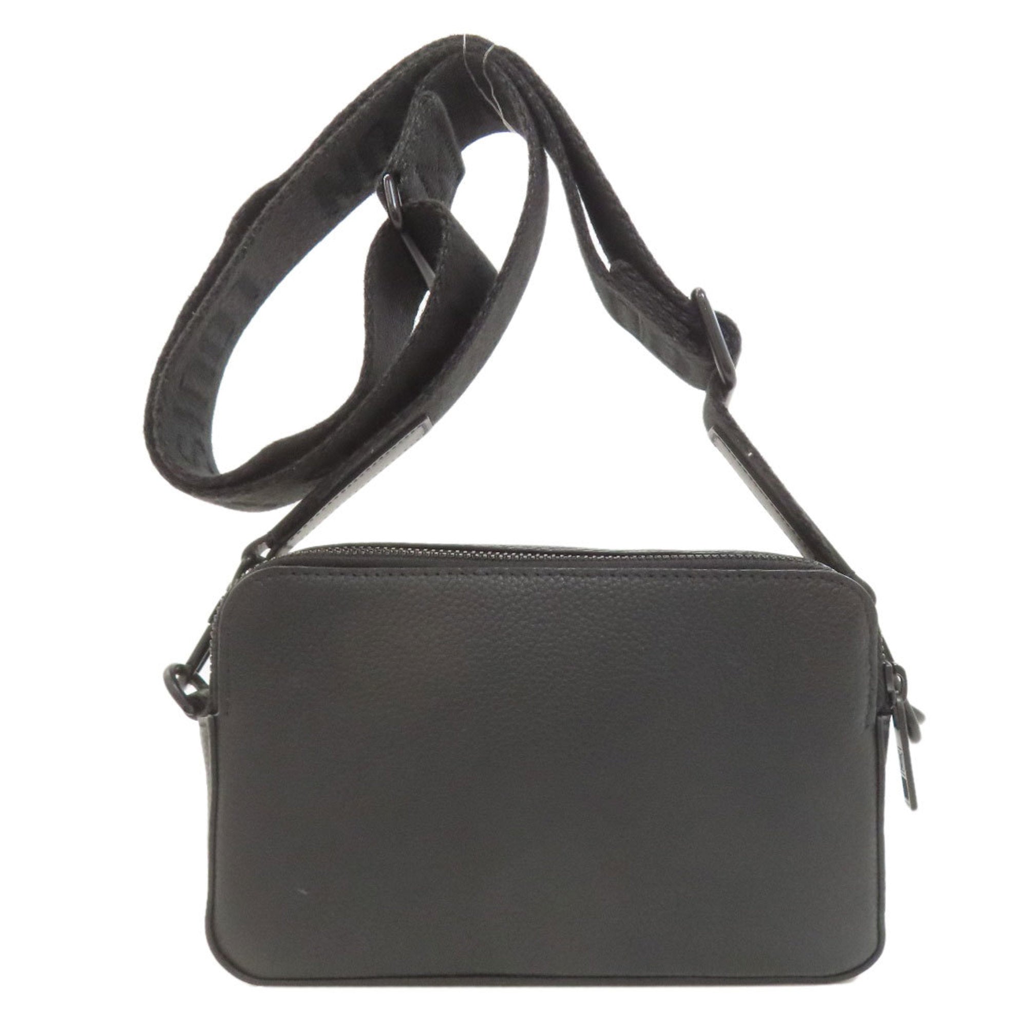 Louis Vuitton Noir Shoulder Bag (Pre-Owned)