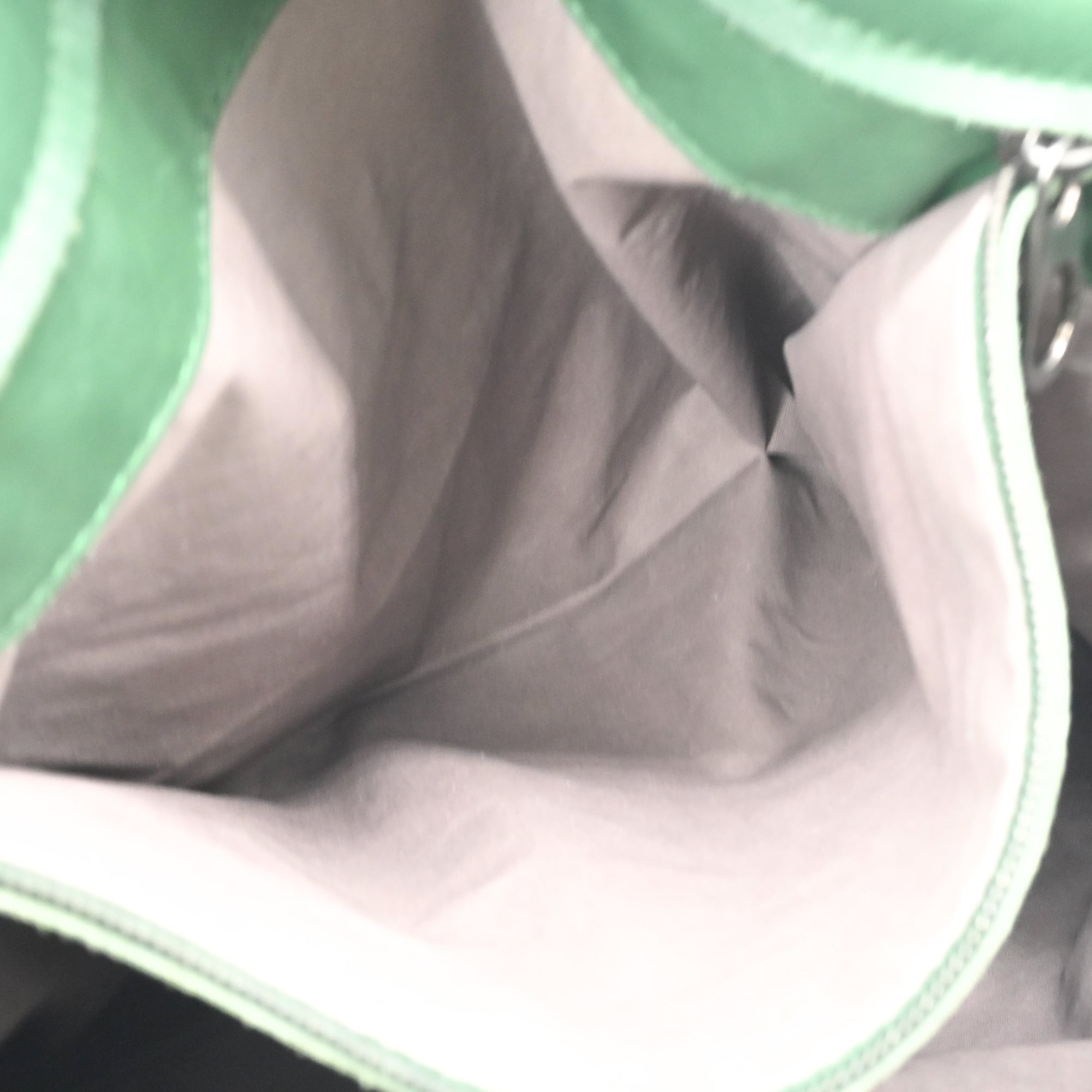 Bottega Veneta Intrecciato Green Intrecciato Shoulder Bag (Pre-Owned)