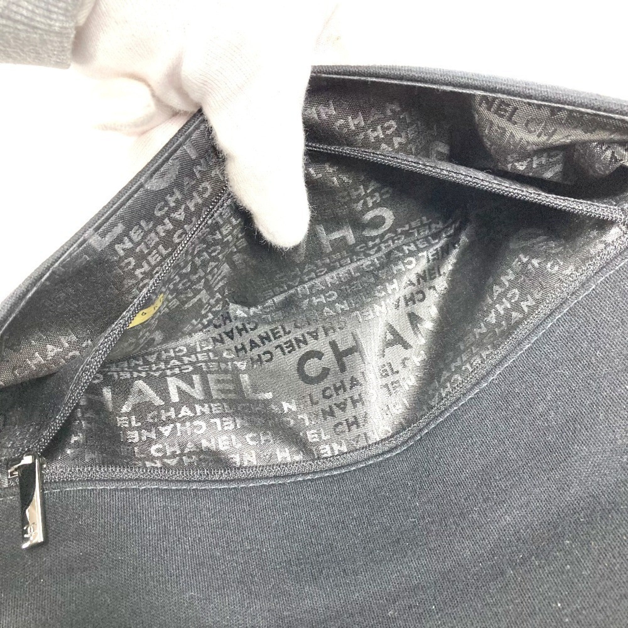 Chanel Black Cotton Shoulder Bag (Pre-Owned)