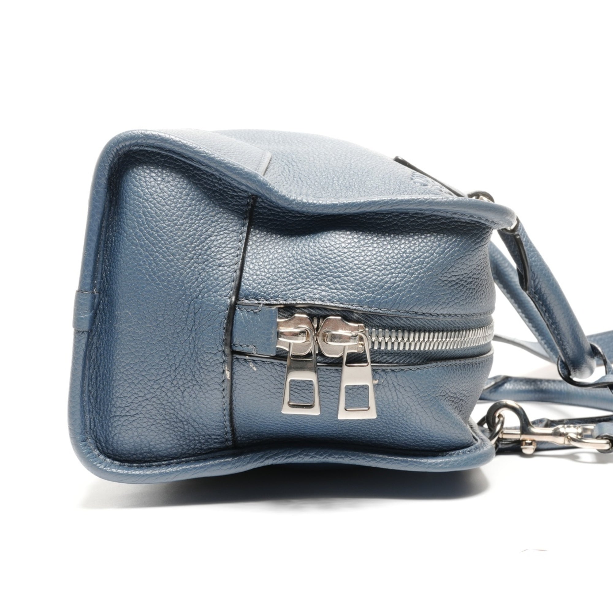 Loewe Amazona Blue Leather Shoulder Bag (Pre-Owned)