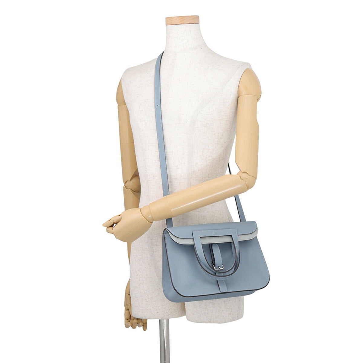 Hermes Blue Blue Lin Leather Handbag (Pre-Owned)