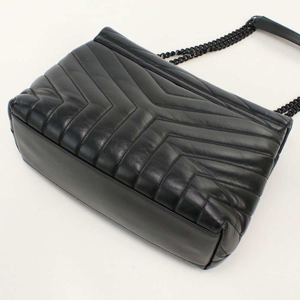 Saint Laurent Black Leather Shoulder Bag (Pre-Owned)