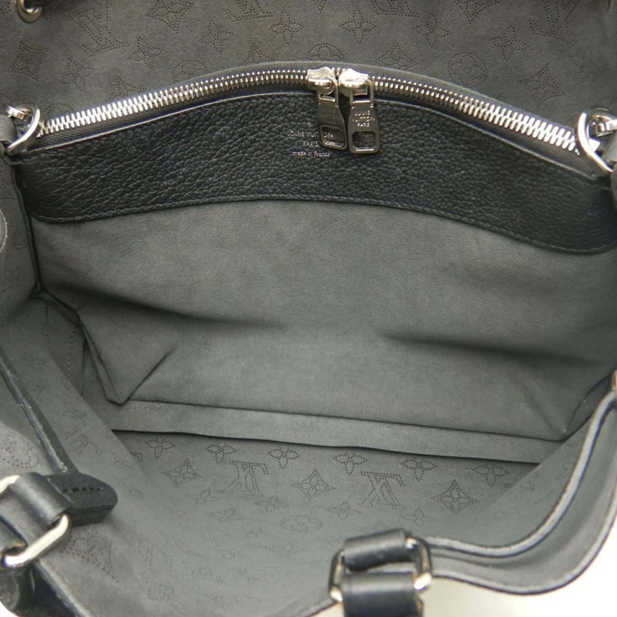 Louis Vuitton Mahina Noir Mahina Leather Tote Bag (Pre-Owned)