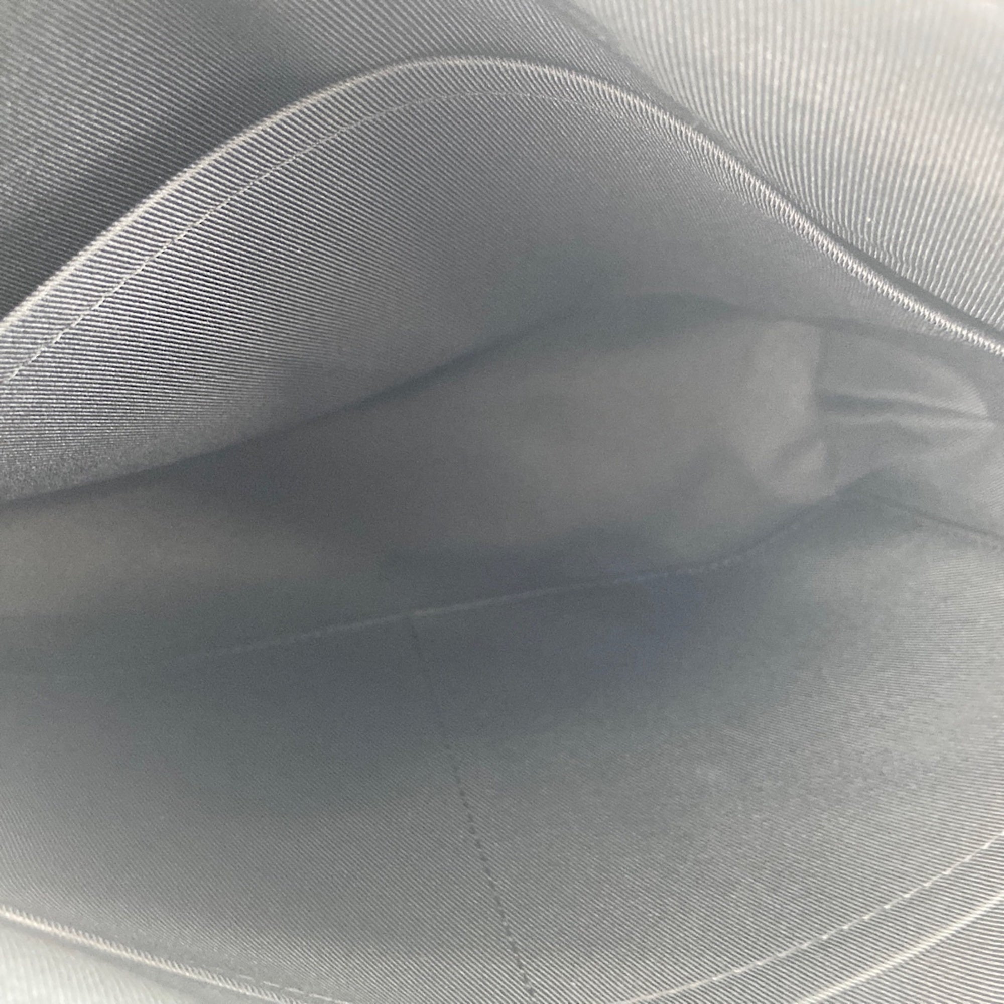 Louis Vuitton Black Shoulder Bag (Pre-Owned)