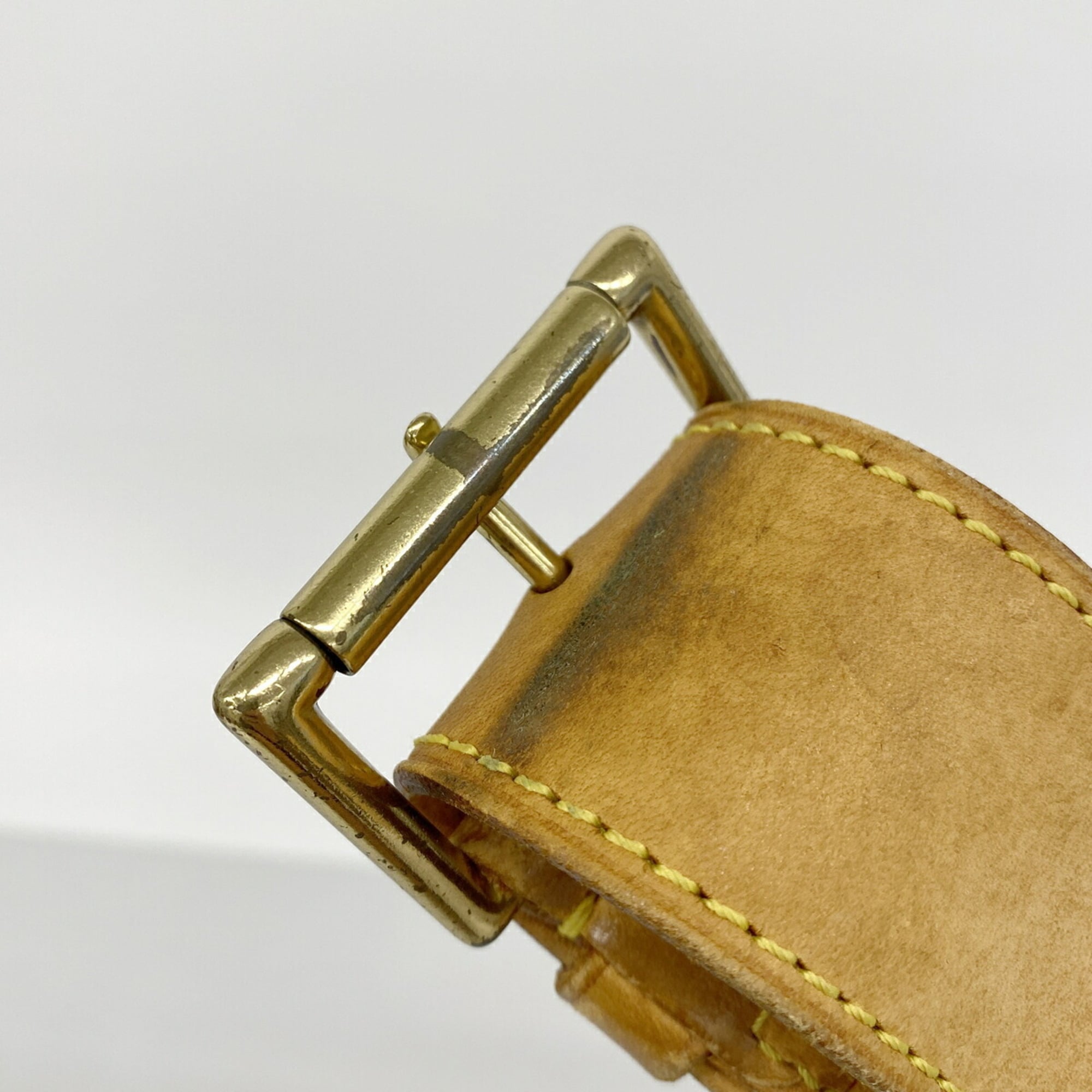 Louis Vuitton Brown Shoulder Bag (Pre-Owned)