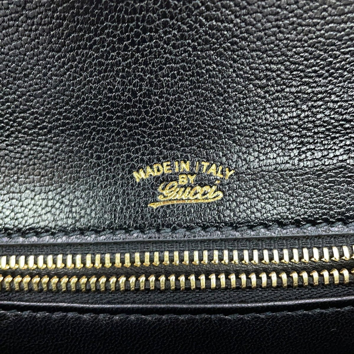 Gucci Black Leather Handbag (Pre-Owned)