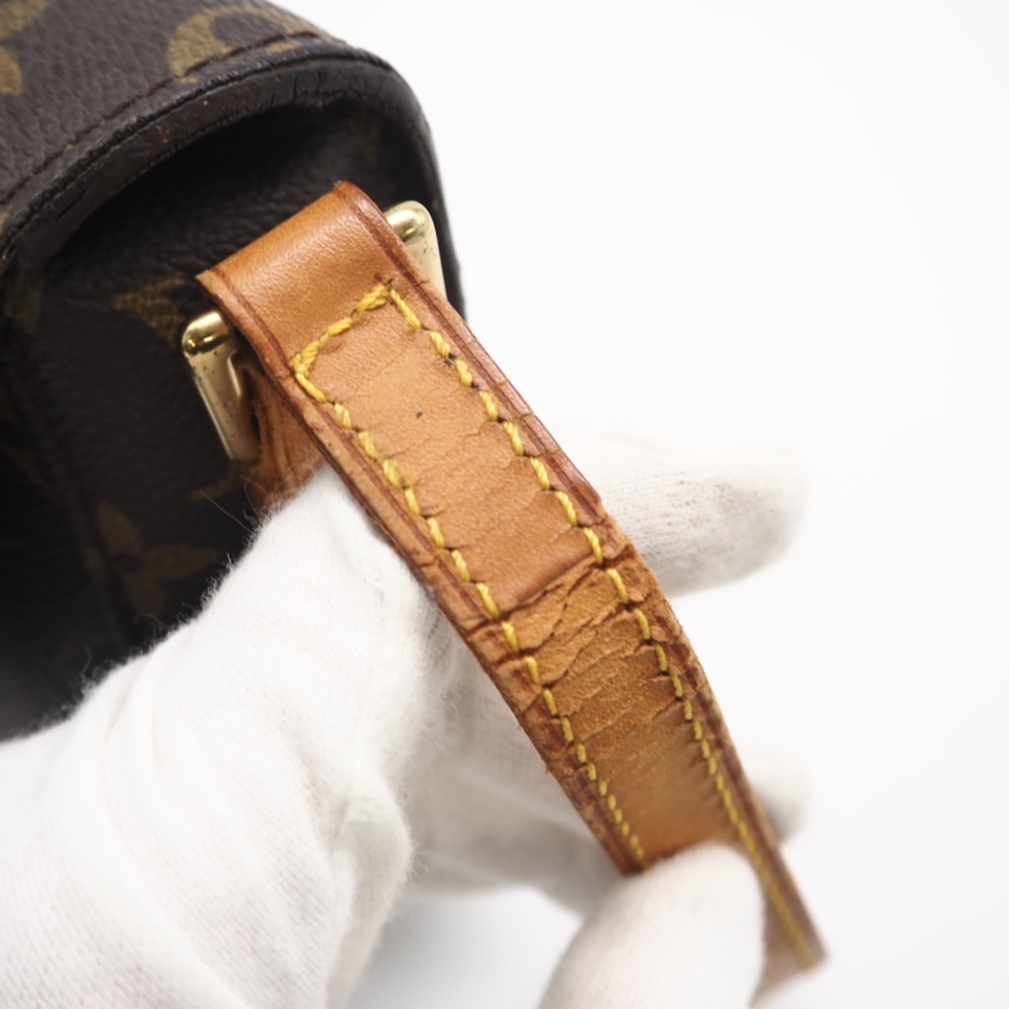 Louis Vuitton Brown Monogram Monogram Shoulder Bag (Pre-Owned)