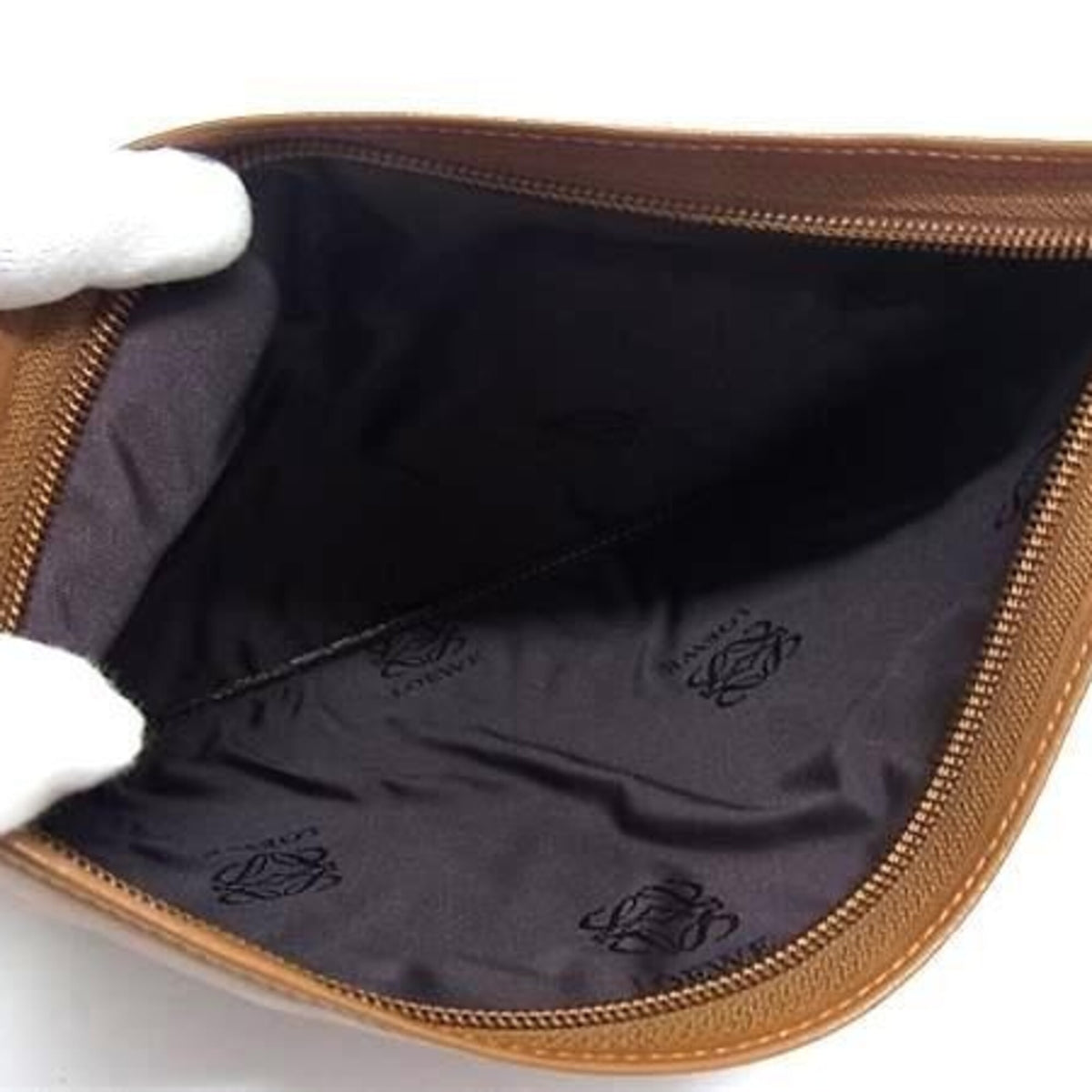Loewe Brown Nappa Leather Clutch Bag (Pre-Owned)