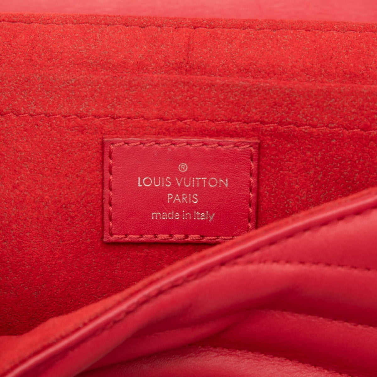 Louis Vuitton Red Color Leather Handbag Shoulder Bag (Pre-Owned)