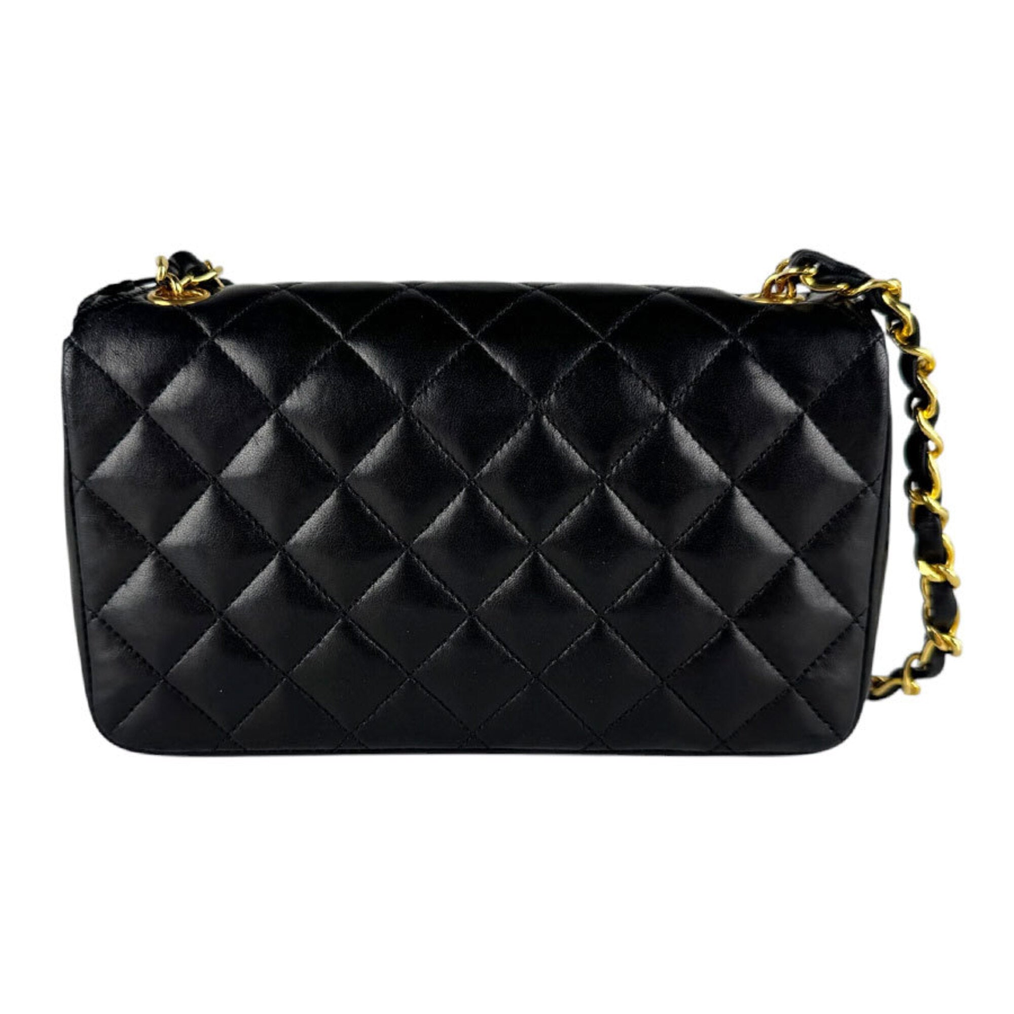 Chanel Black Leather Shoulder Bag (Pre-Owned)