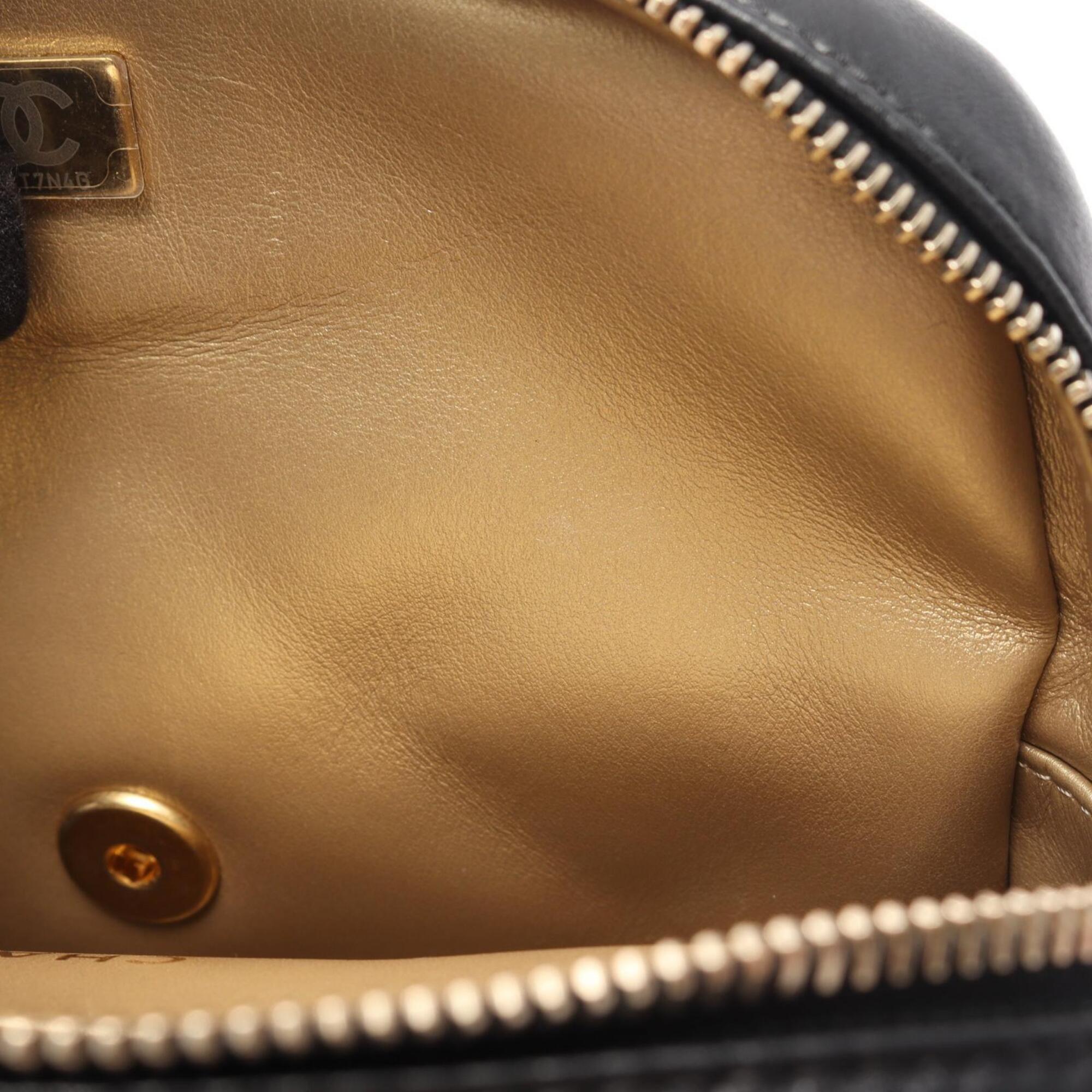 Chanel Black Leather Backpack Handbag (Pre-Owned)