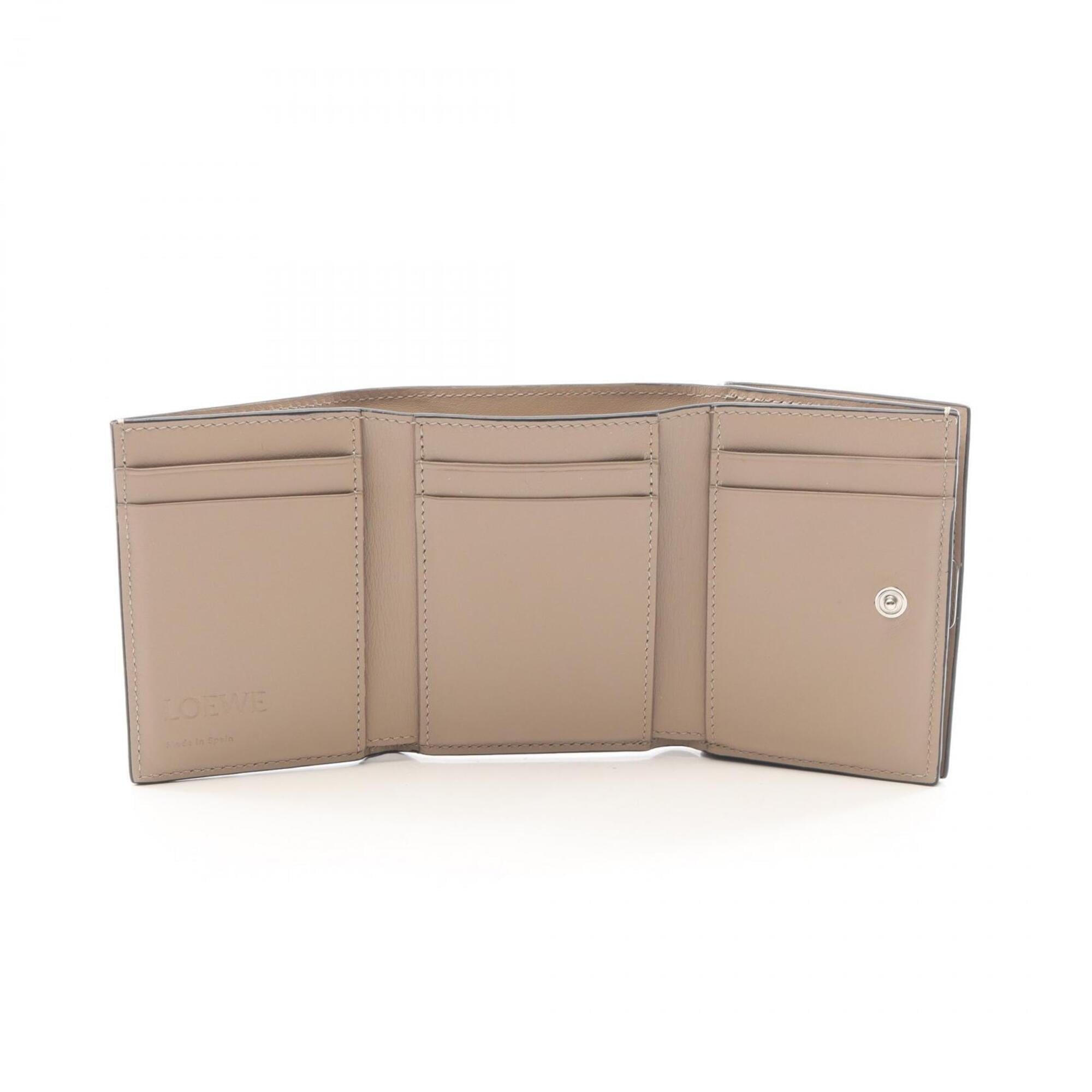Loewe Beige Leather Wallet (Tri-Fold) (Pre-Owned)