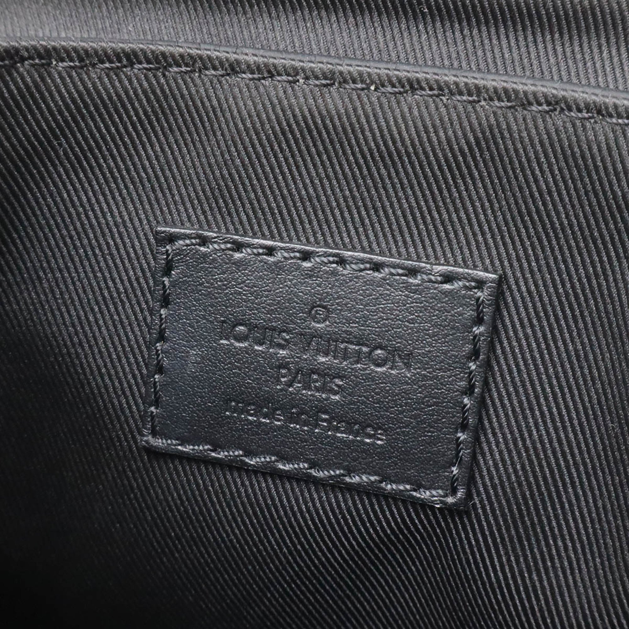 Louis Vuitton Black Noir Shoulder Bag (Pre-Owned)