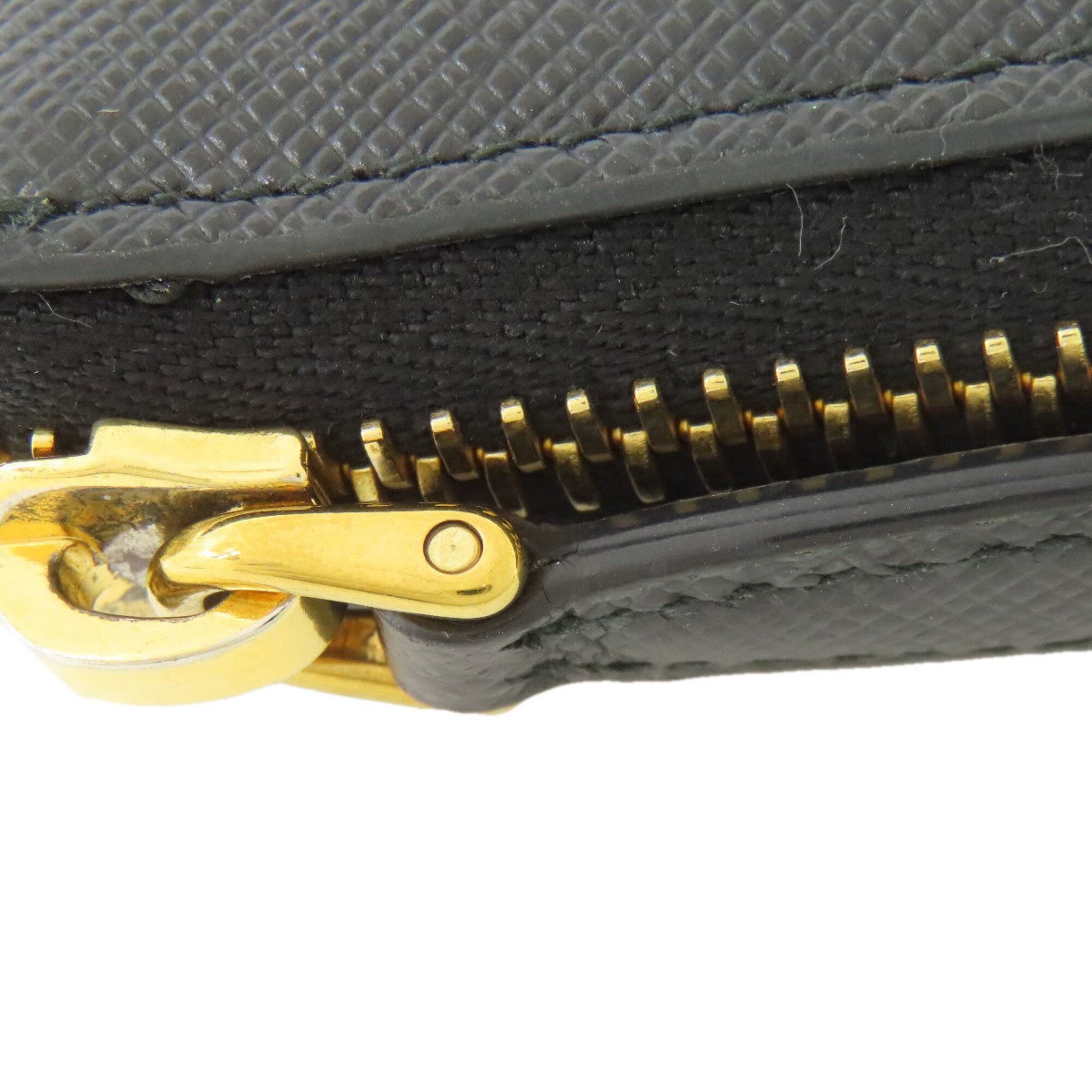 Prada Black Saffiano Triangle Coin Purse/Coin Case (Pre-Owned)