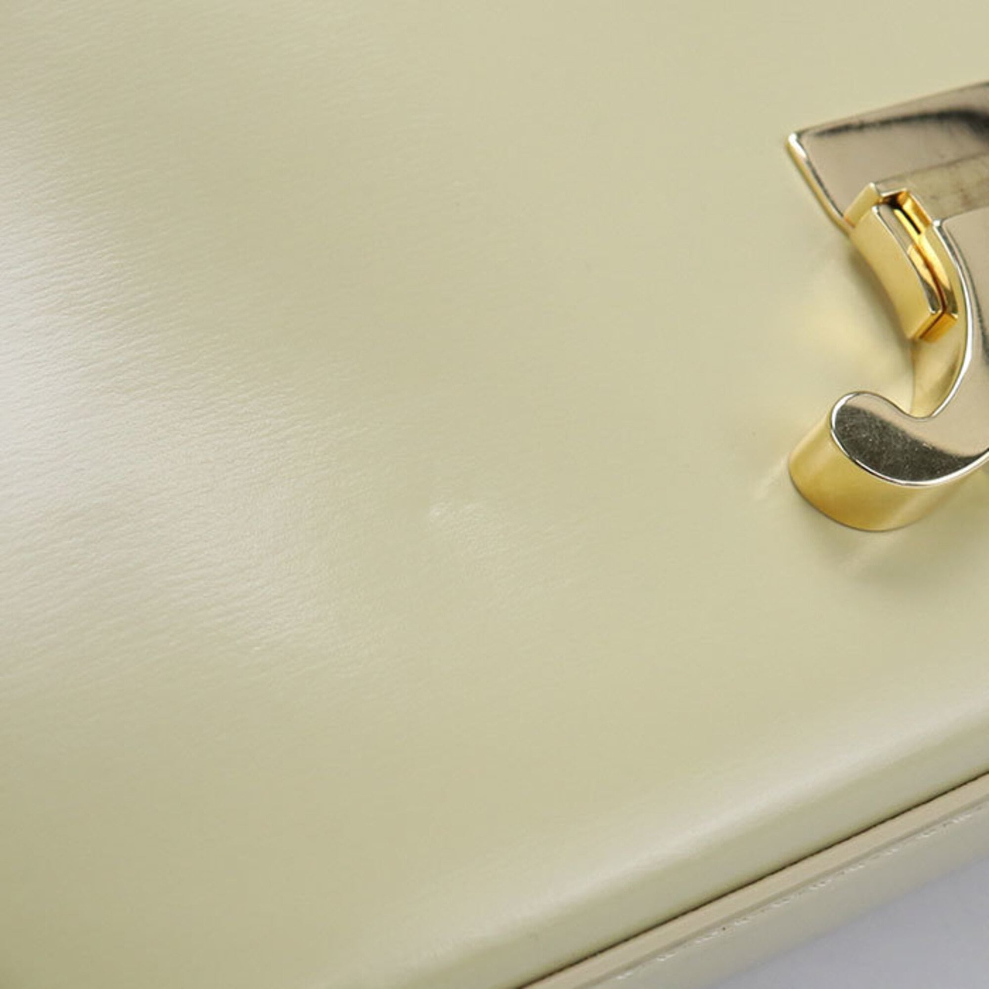 Celine Yellow Leather Shoulder Bag (Pre-Owned)