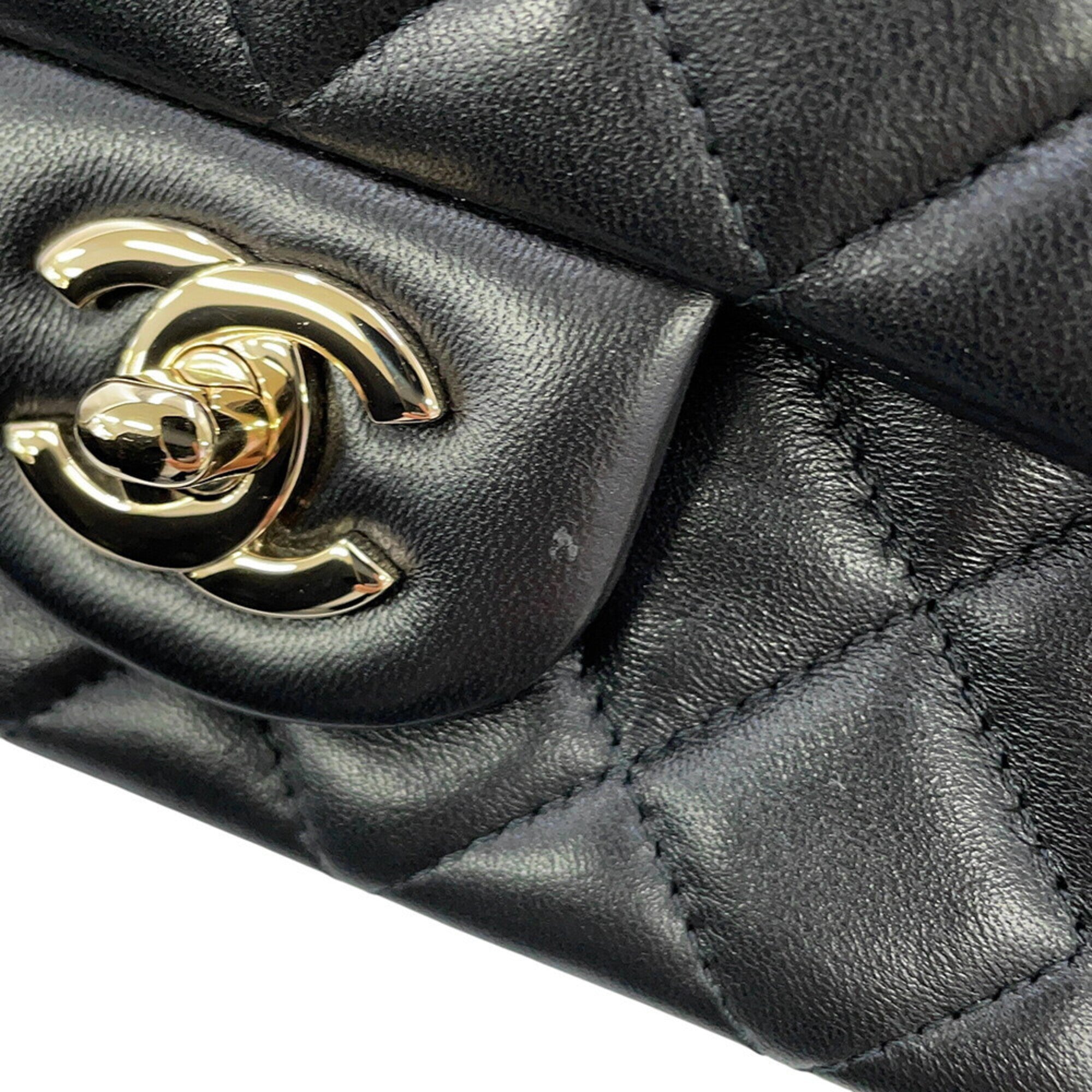 Chanel Matelasse Black Leather Handbag Shoulder Bag (Pre-Owned)