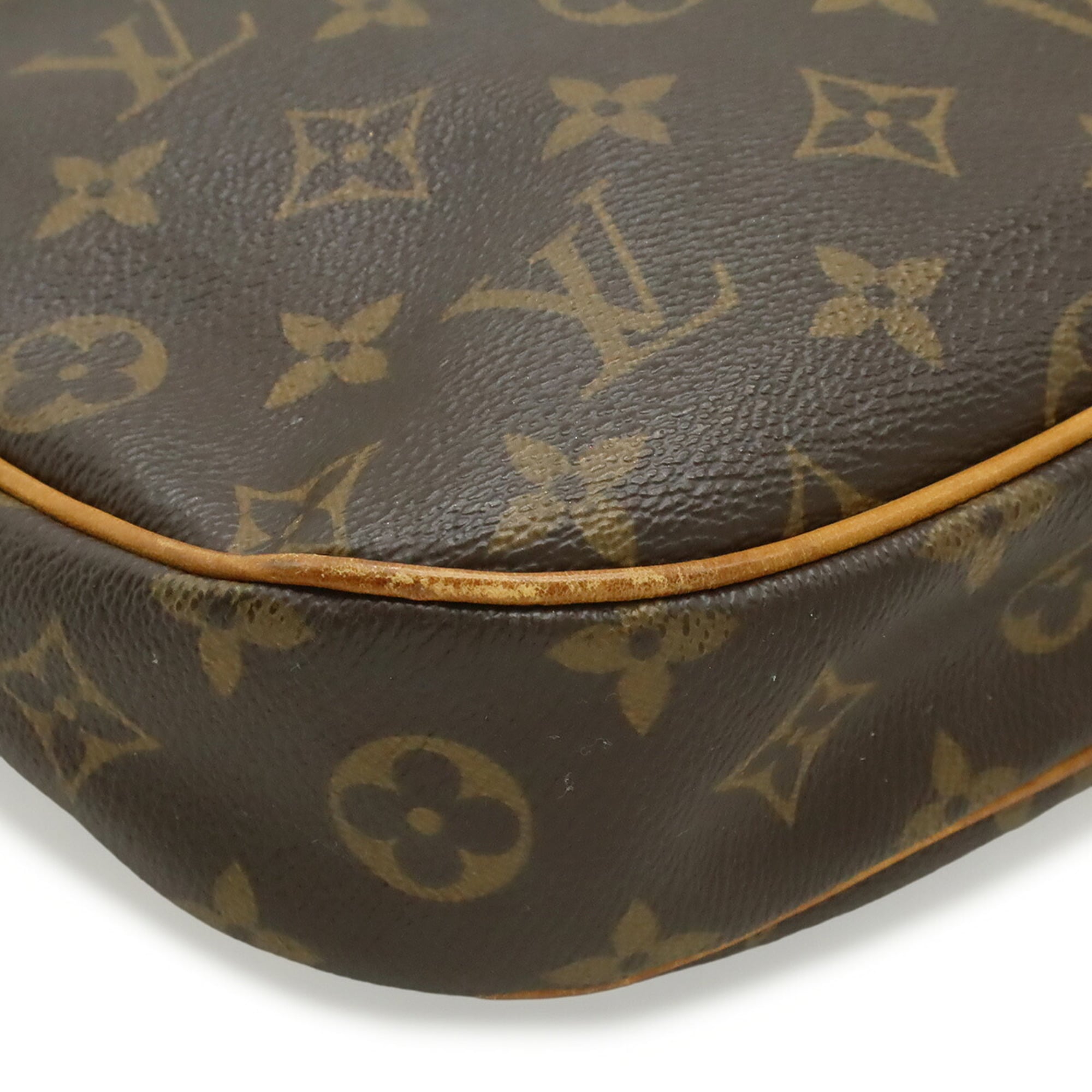 Louis Vuitton Brown Monogram Monogram Shoulder Bag (Pre-Owned)