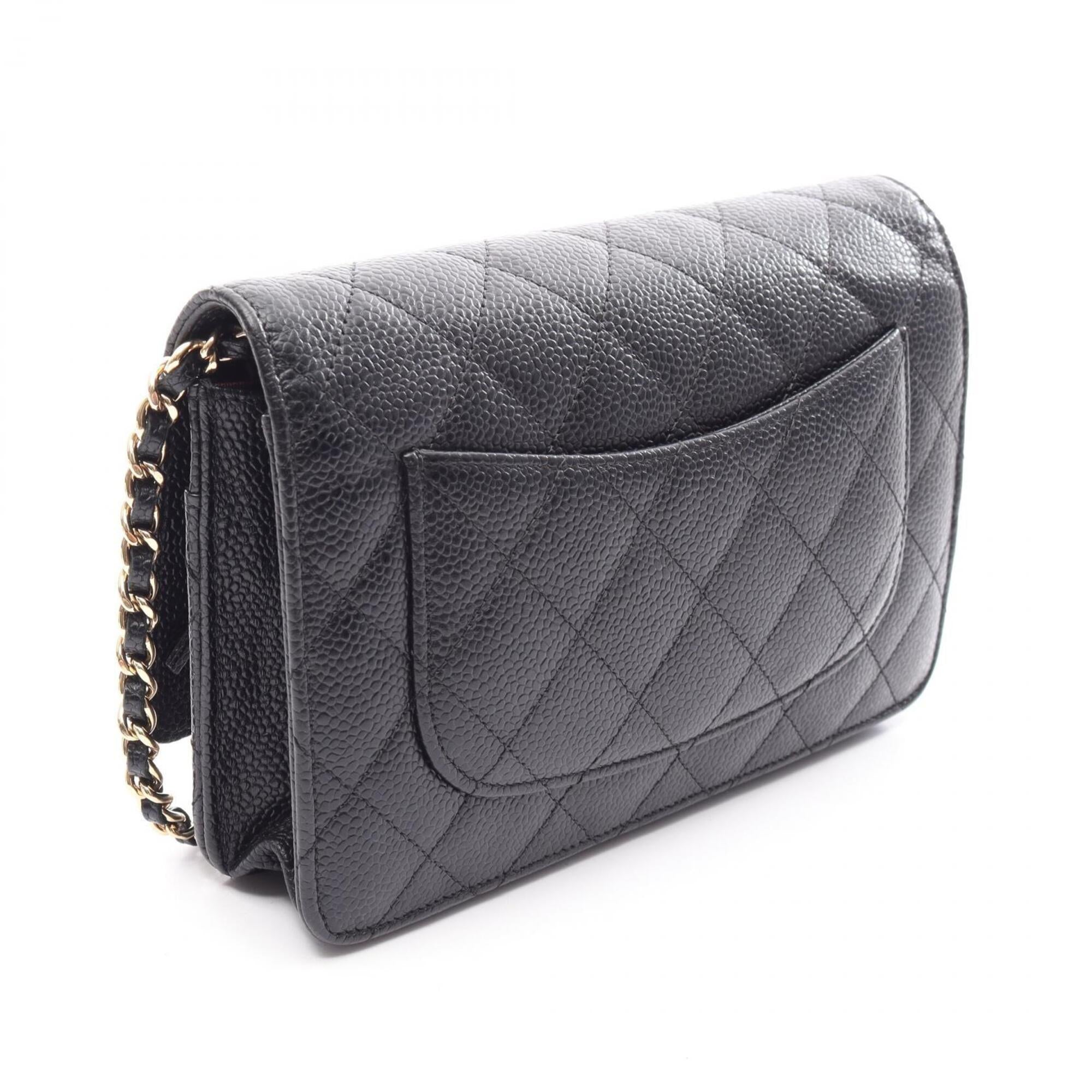 Chanel Black Leather Handbag Shoulder Bag (Pre-Owned)