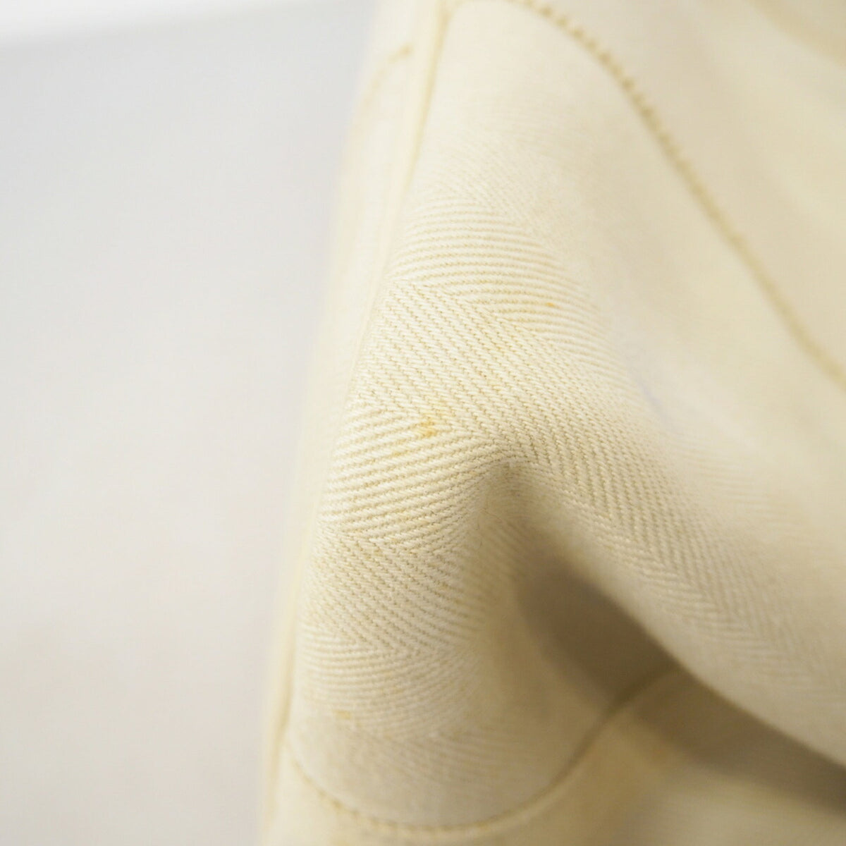 Hermes Ivory Toile Chevron Tote Bag (Pre-Owned)