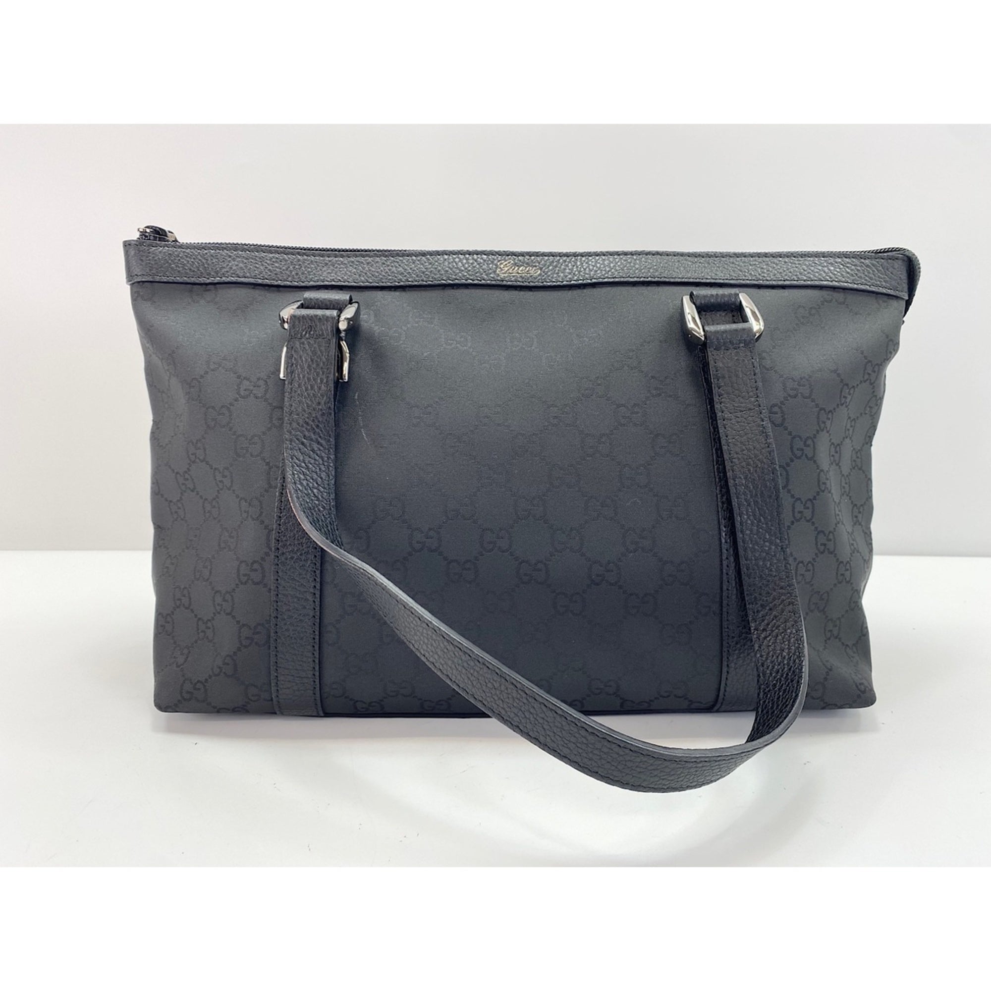 Gucci Black Nylon Tote Bag (Pre-Owned)