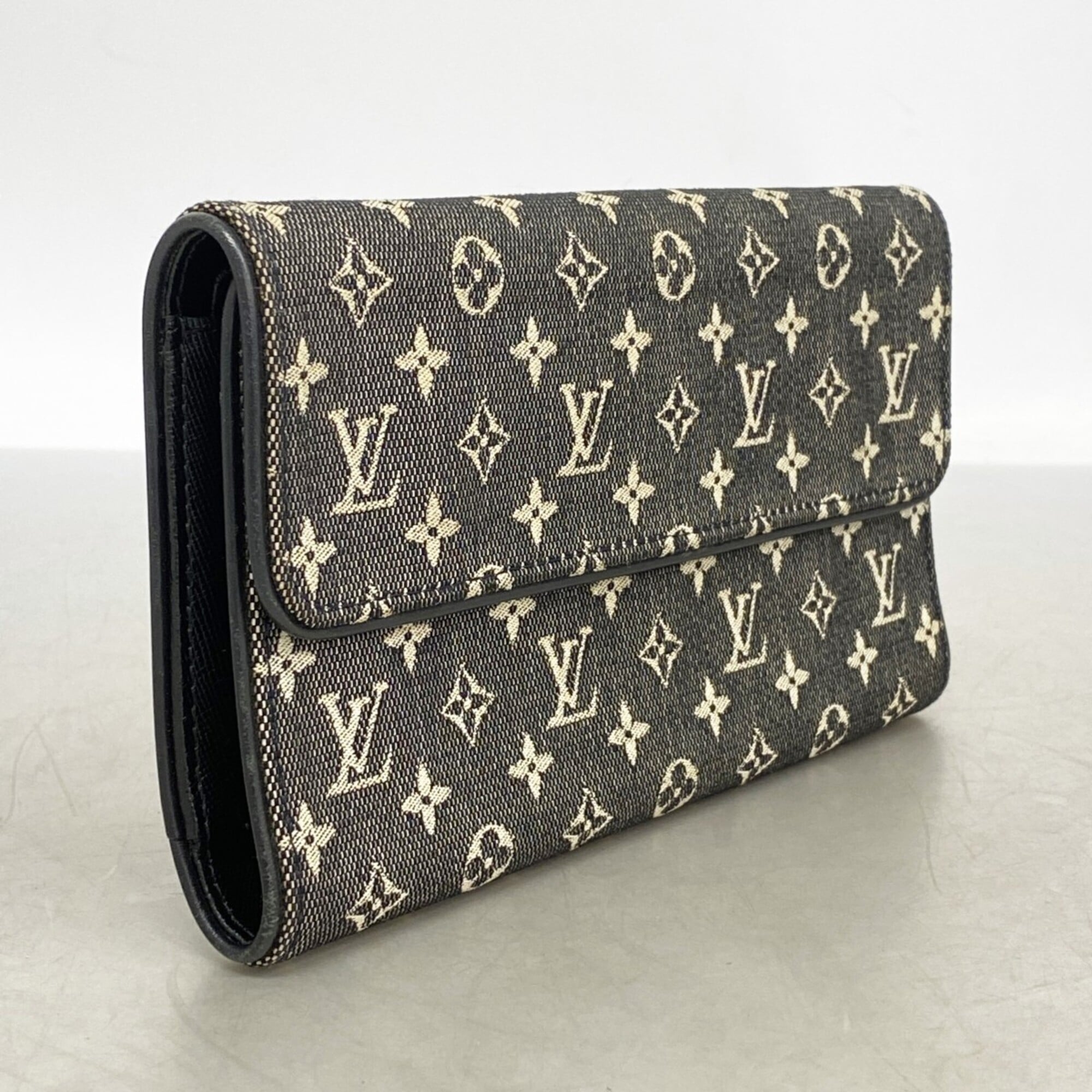 Louis Vuitton Noir Long Wallet (Tri-Fold) (Pre-Owned)