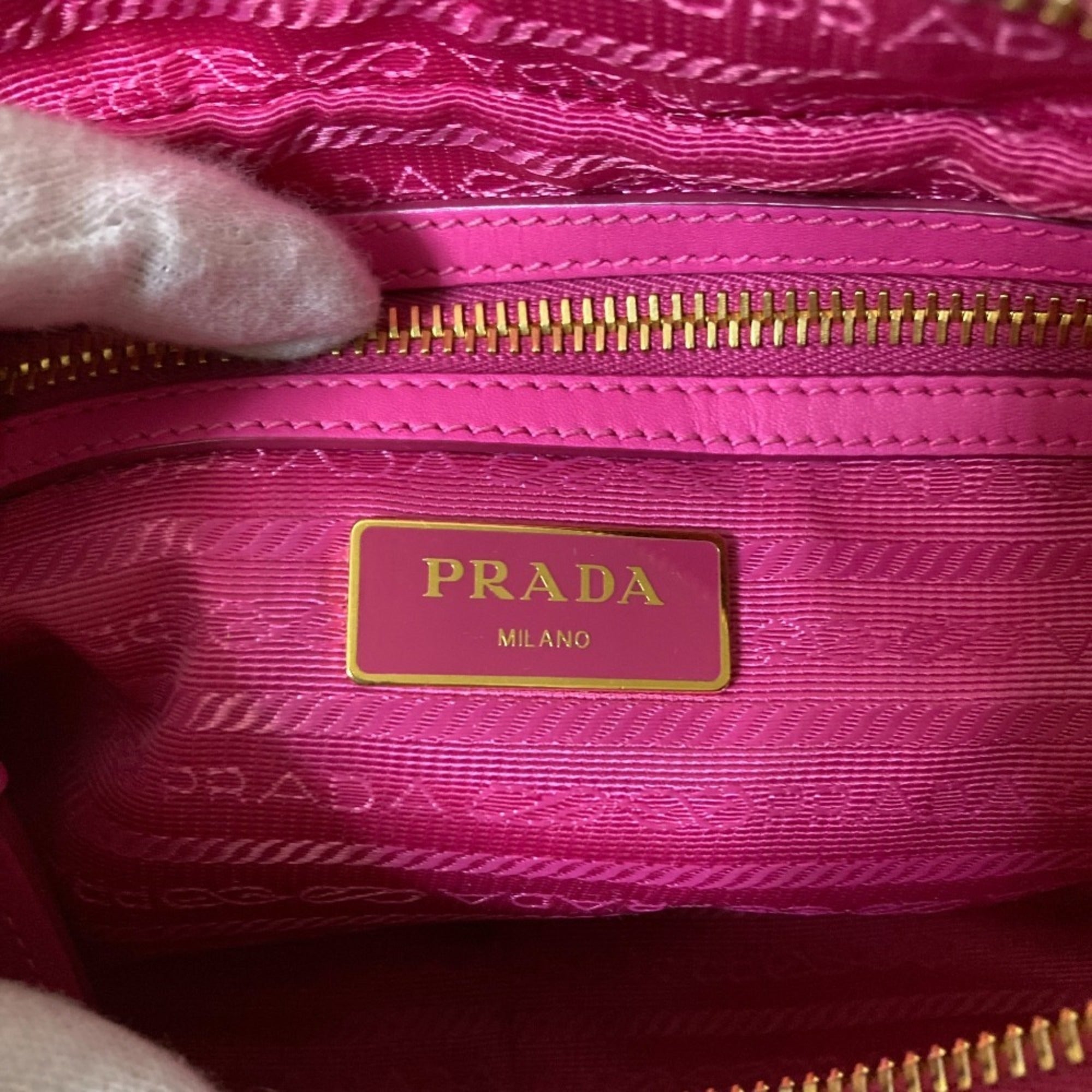 Prada Pink Nylon Canvas Shoulder Bag (Pre-Owned)