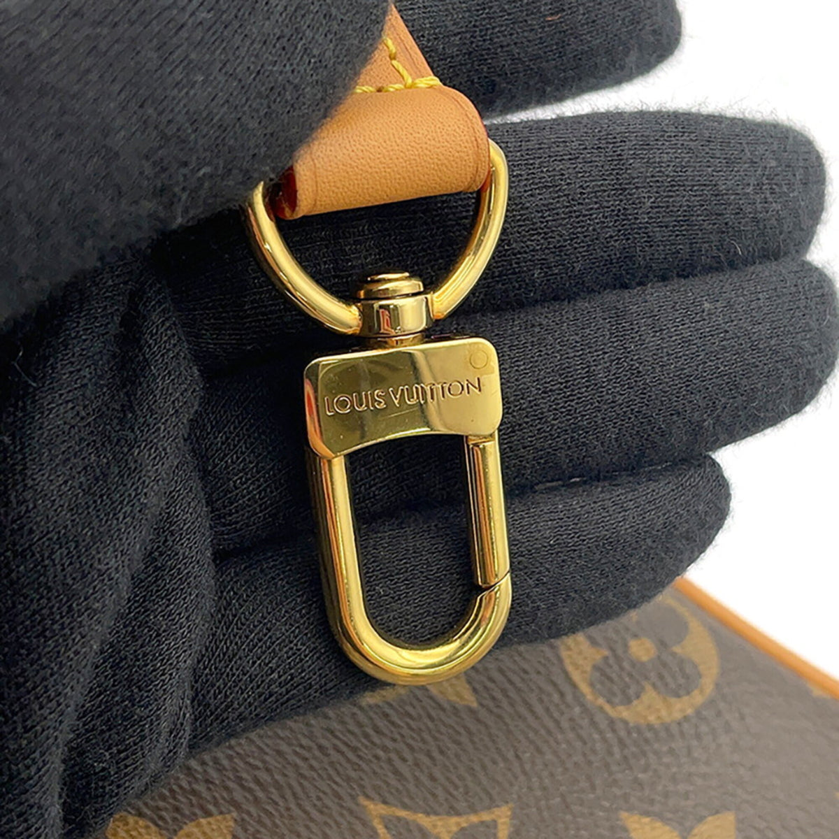 Louis Vuitton Monogram Beige Monogram Shoulder Bag (Pre-Owned)