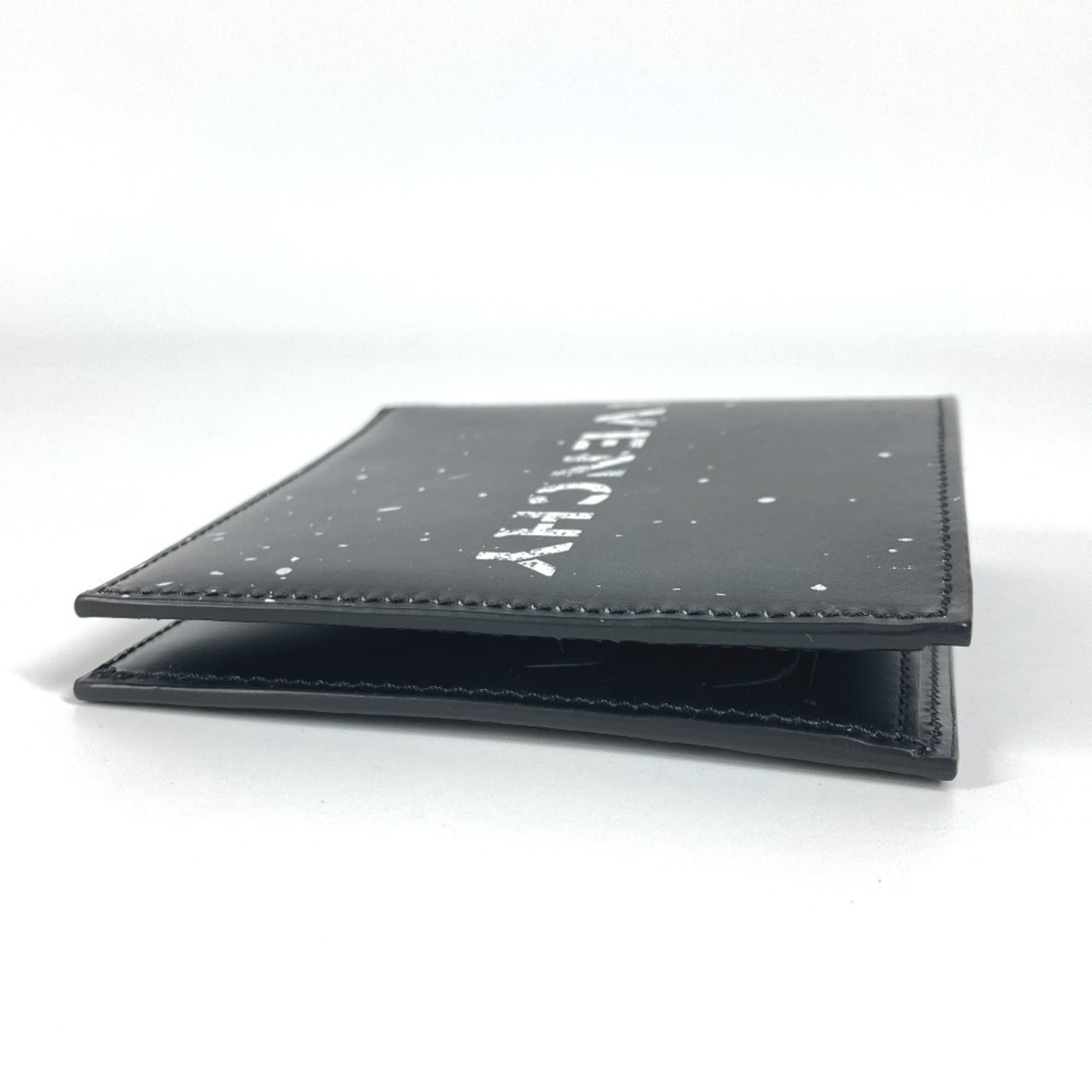 Givenchy Black White Leather Wallet (Bi-Fold) (Pre-Owned)