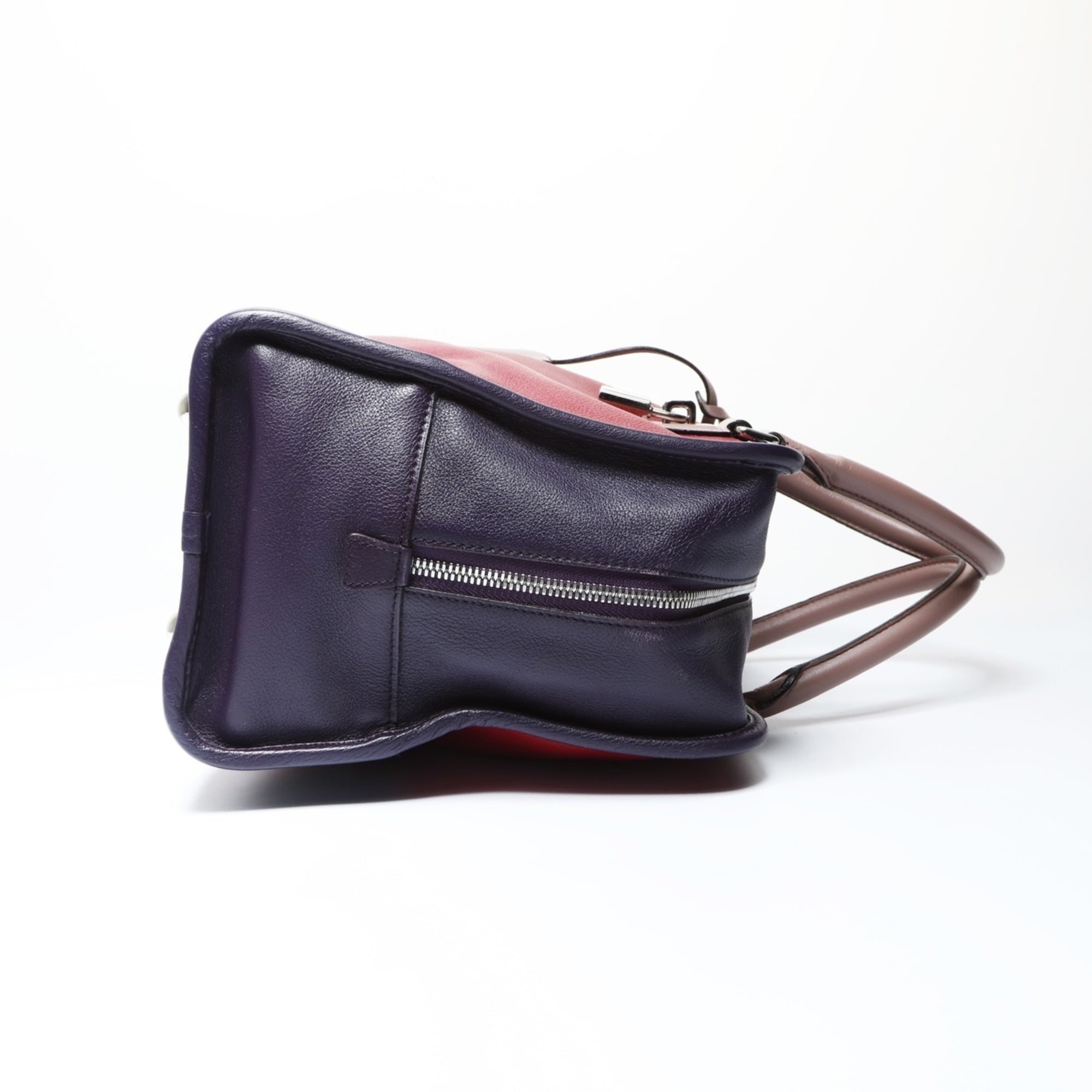 Loewe Red Color Handbag (Pre-Owned)