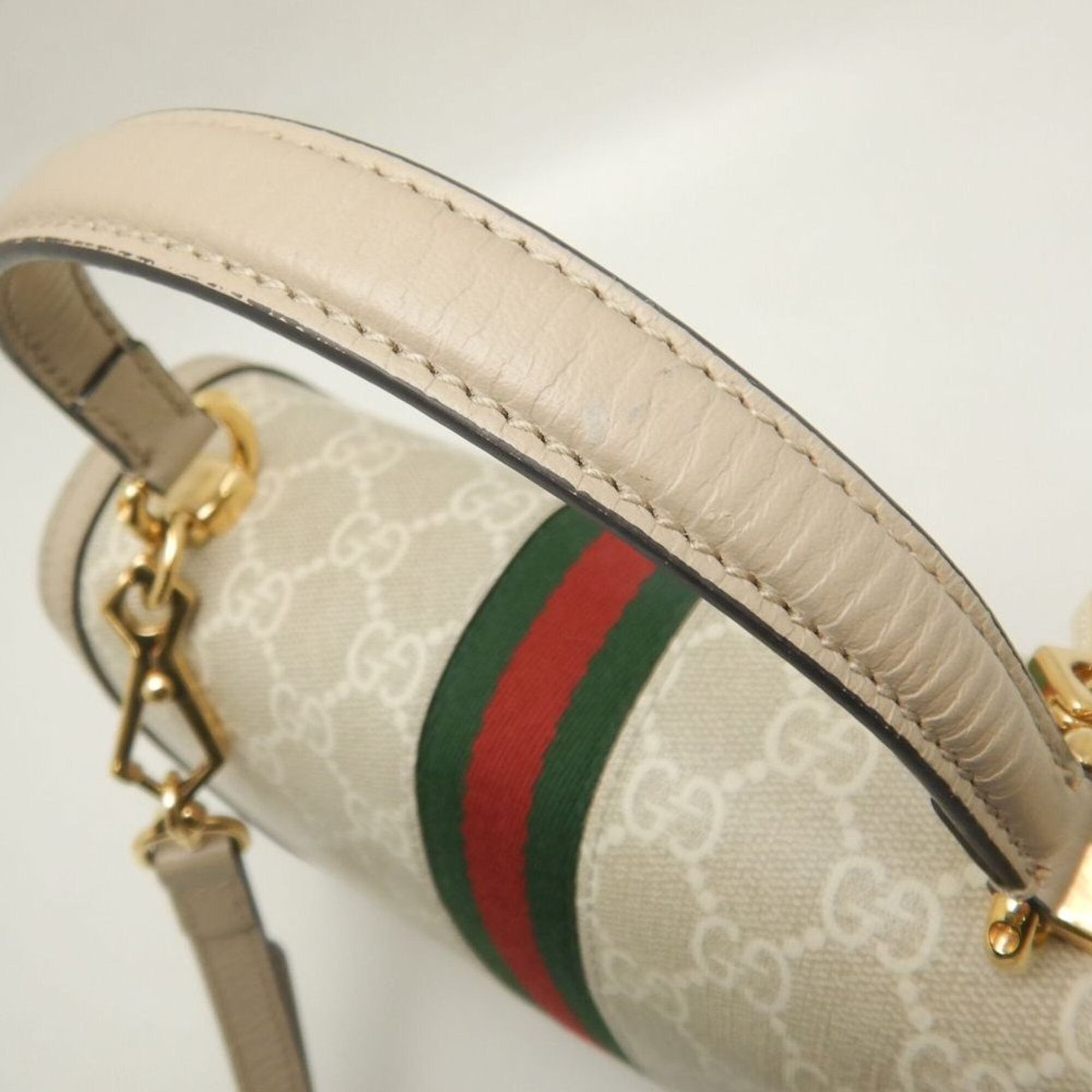 Gucci Beige Gg Supreme Handbag (Pre-Owned)