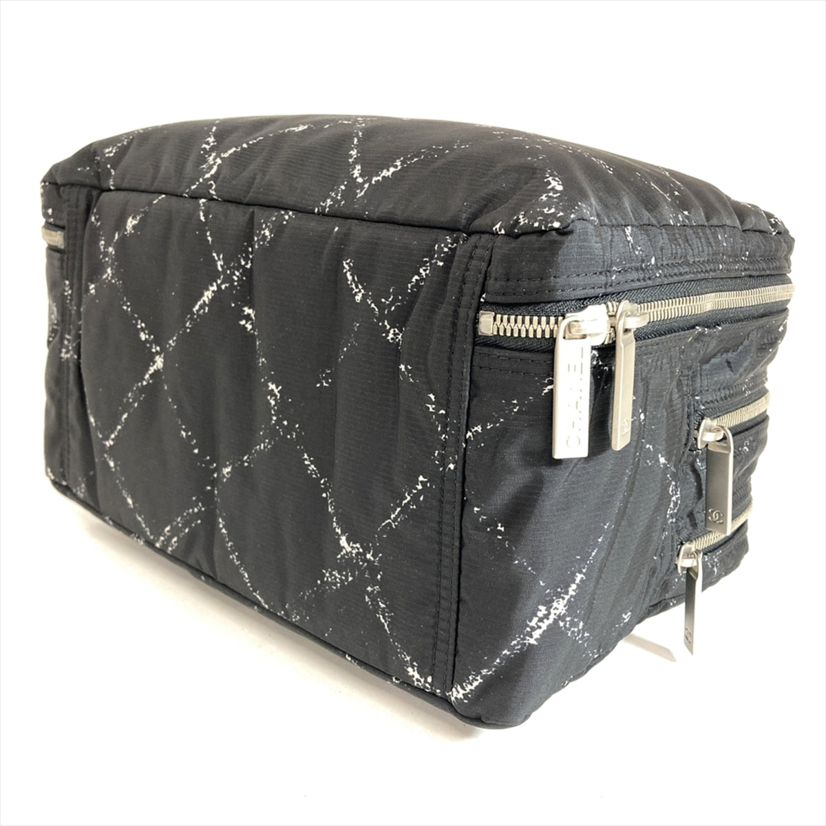 Chanel New Travel Line Black Nylon Handbag (Pre-Owned)
