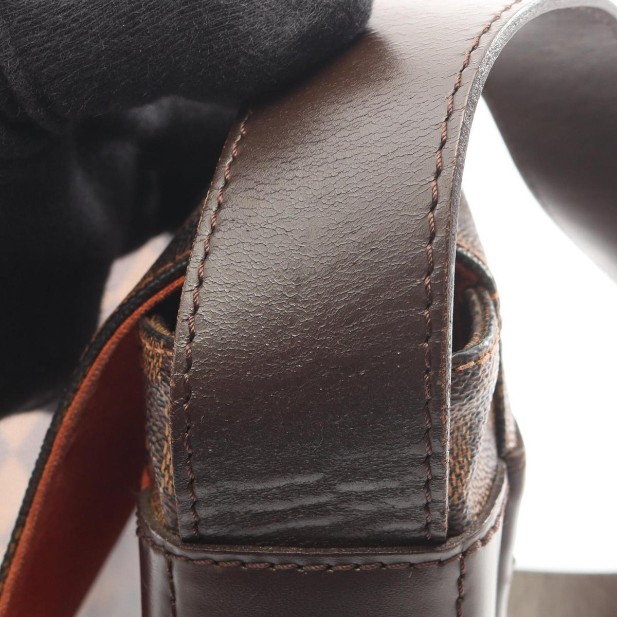 Louis Vuitton Brown Coated Canvas Leather Handbag Shoulder Bag (Pre-Owned)
