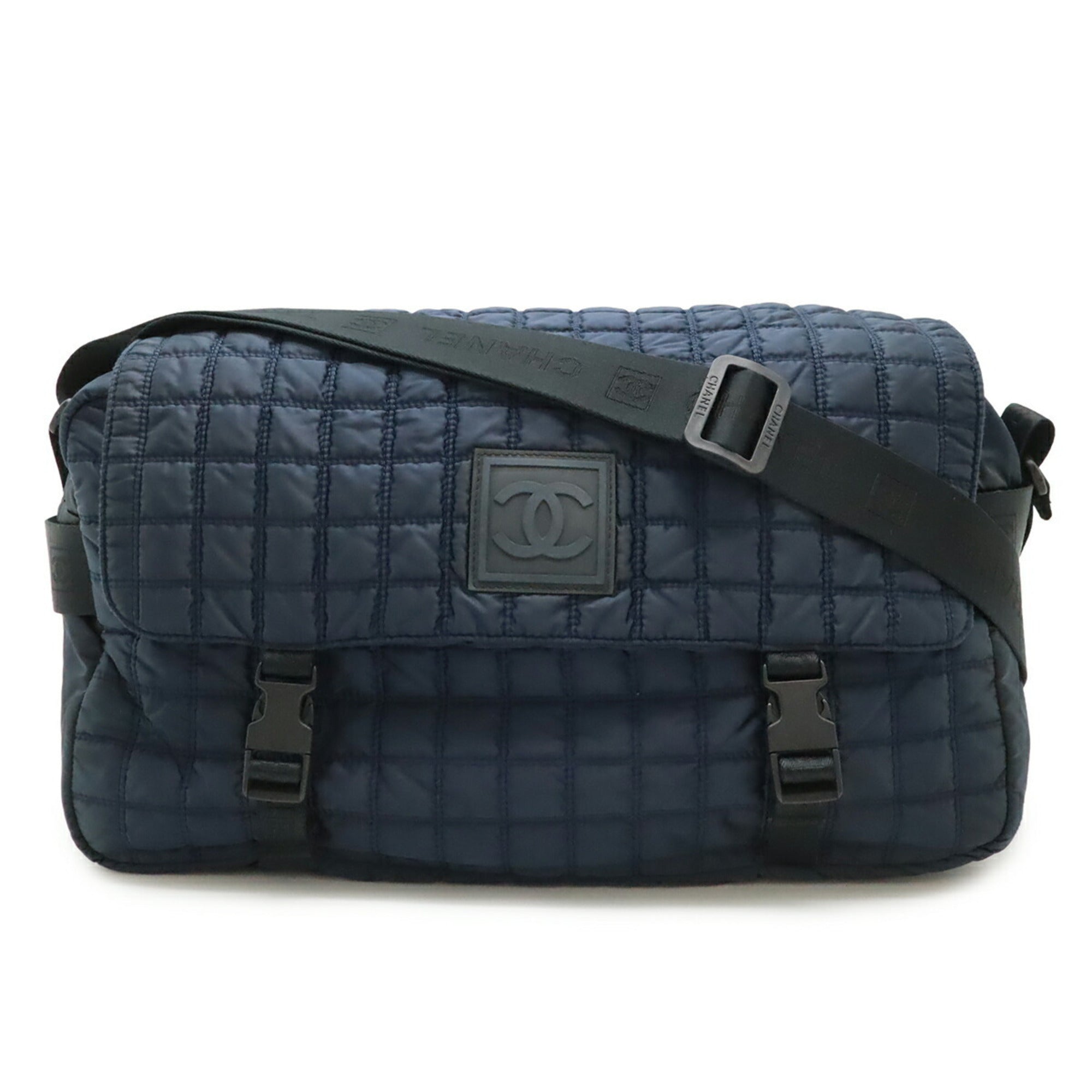 Chanel Black Navy Nylon Messenger Bag Shoulder Bag (Pre-Owned)