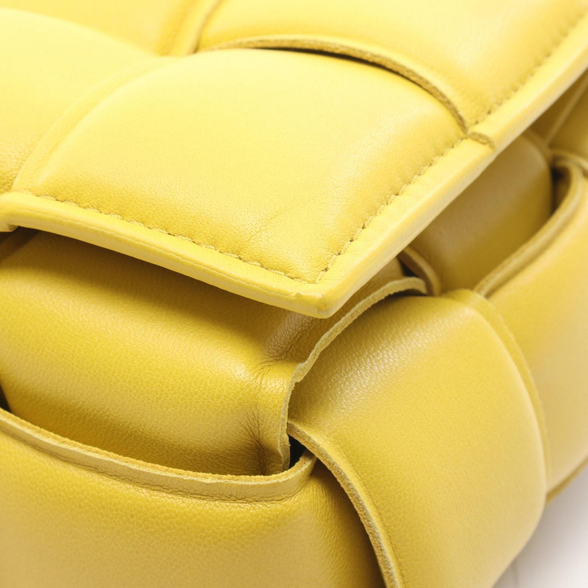 Bottega Veneta Yellow Leather Shoulder Bag (Pre-Owned)
