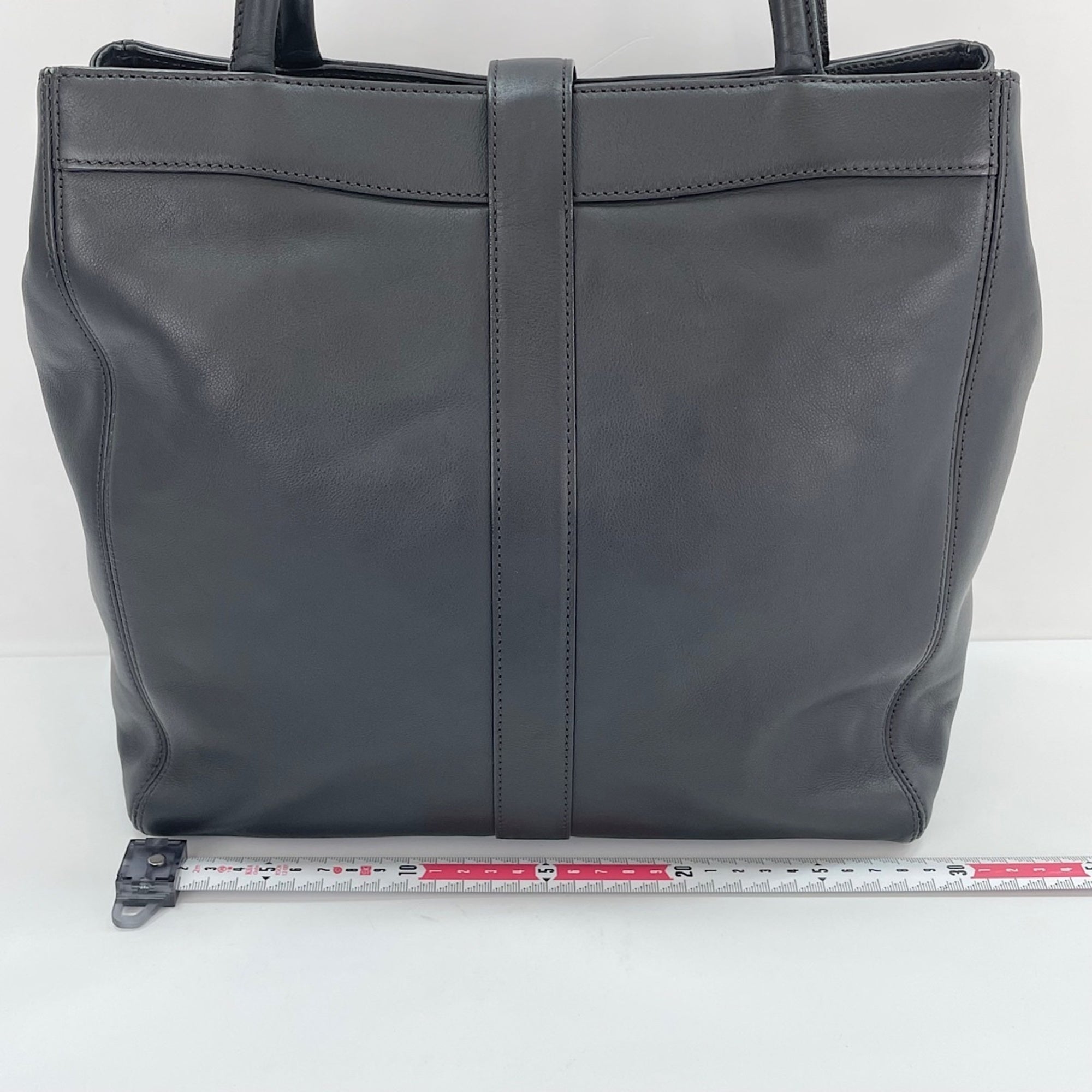 Chanel Black Tote Bag (Pre-Owned)