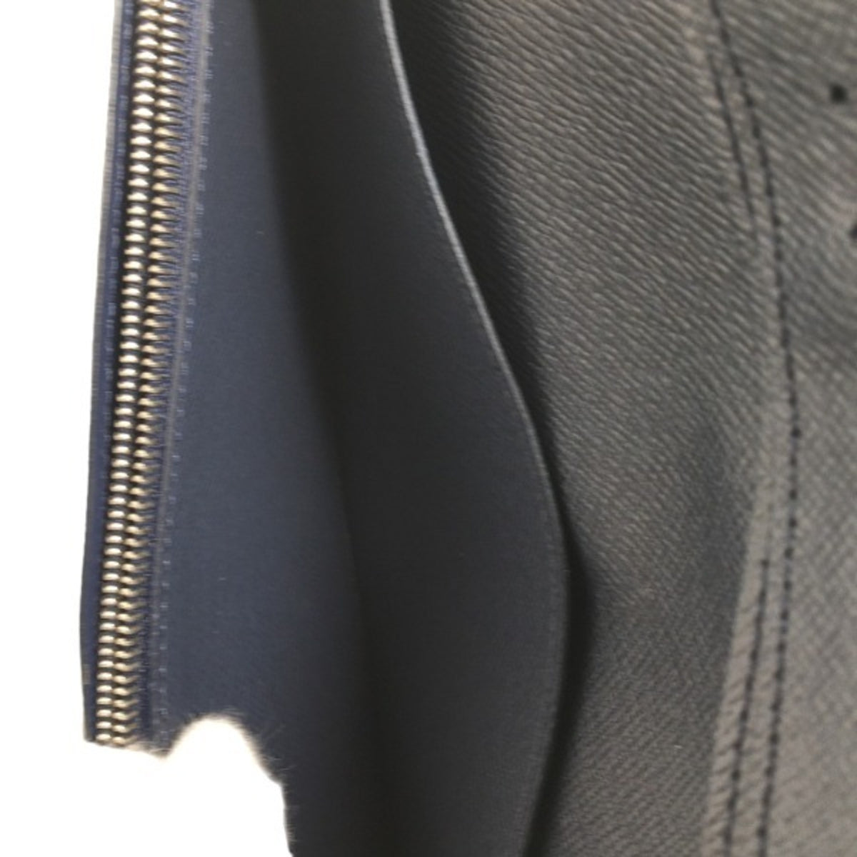 Louis Vuitton Navy Blue Epi Leather Long Wallet (Bi-Fold) (Pre-Owned)
