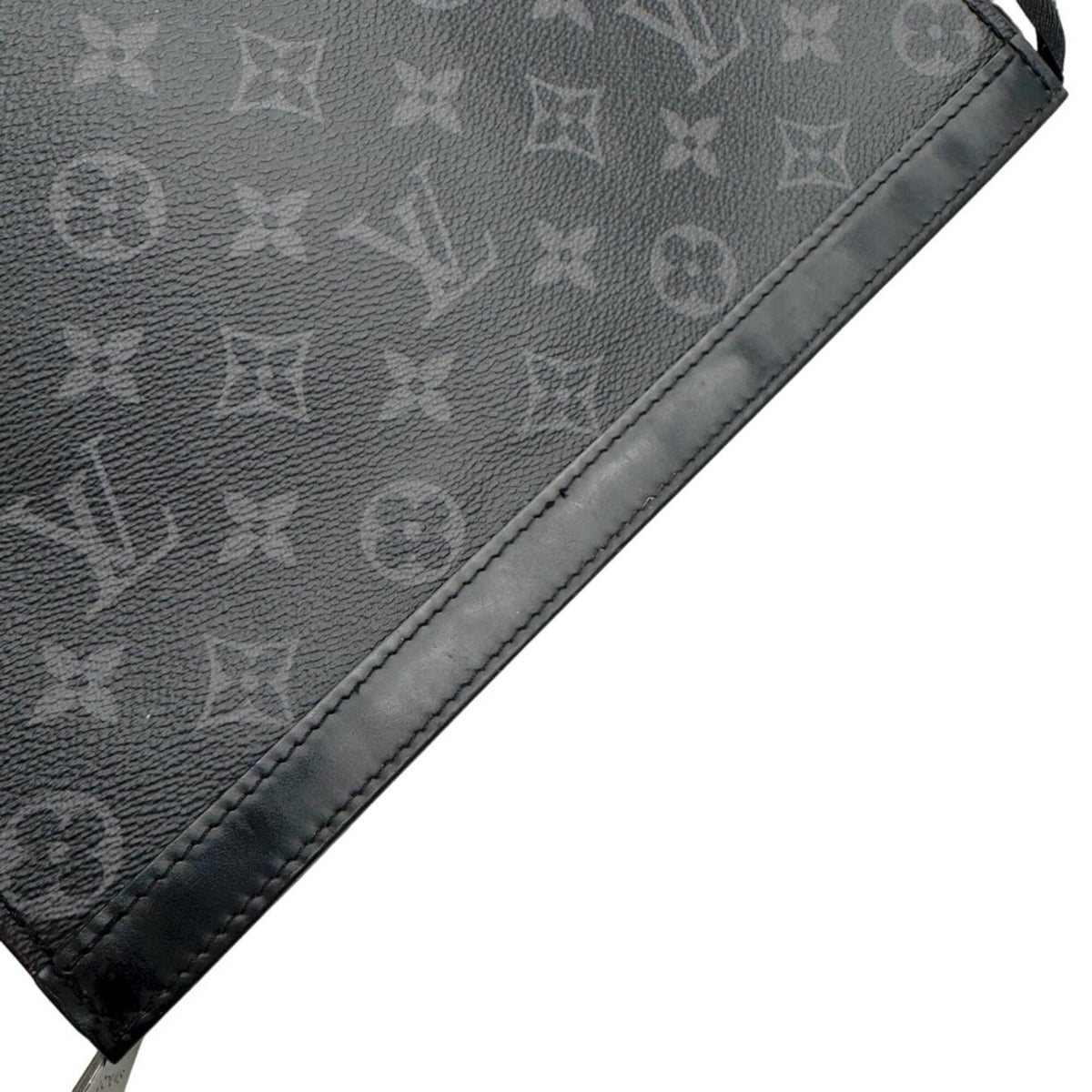 Louis Vuitton Black Monogram Eclipse Clutch Bag Pochette (Pre-Owned)