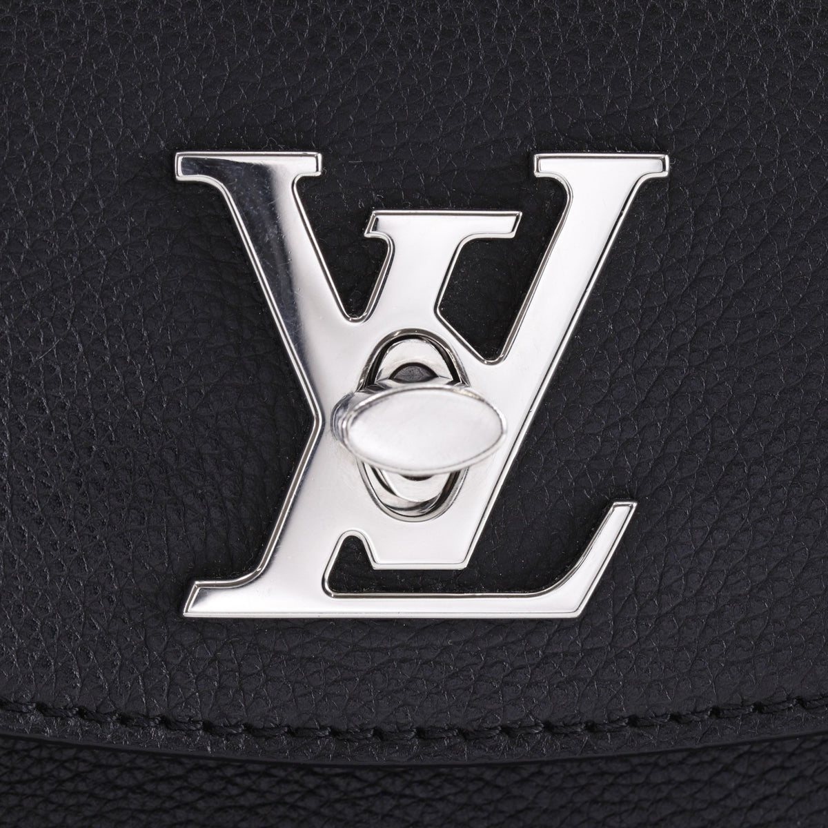 Louis Vuitton Black Leather Handbag (Pre-Owned)